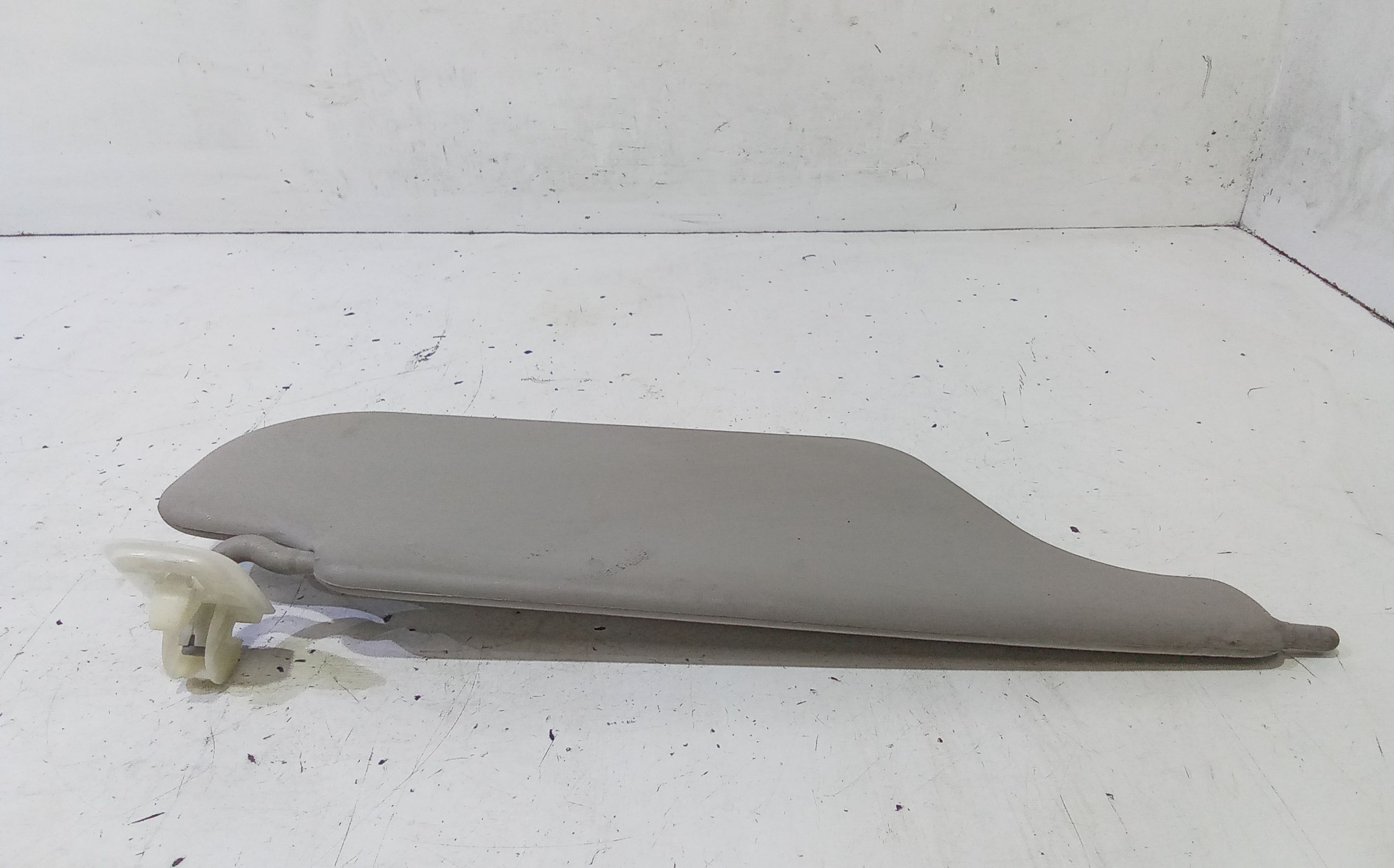 Parasole aletta anteriore Lato Guida RENAULT Clio Serie (08>15)