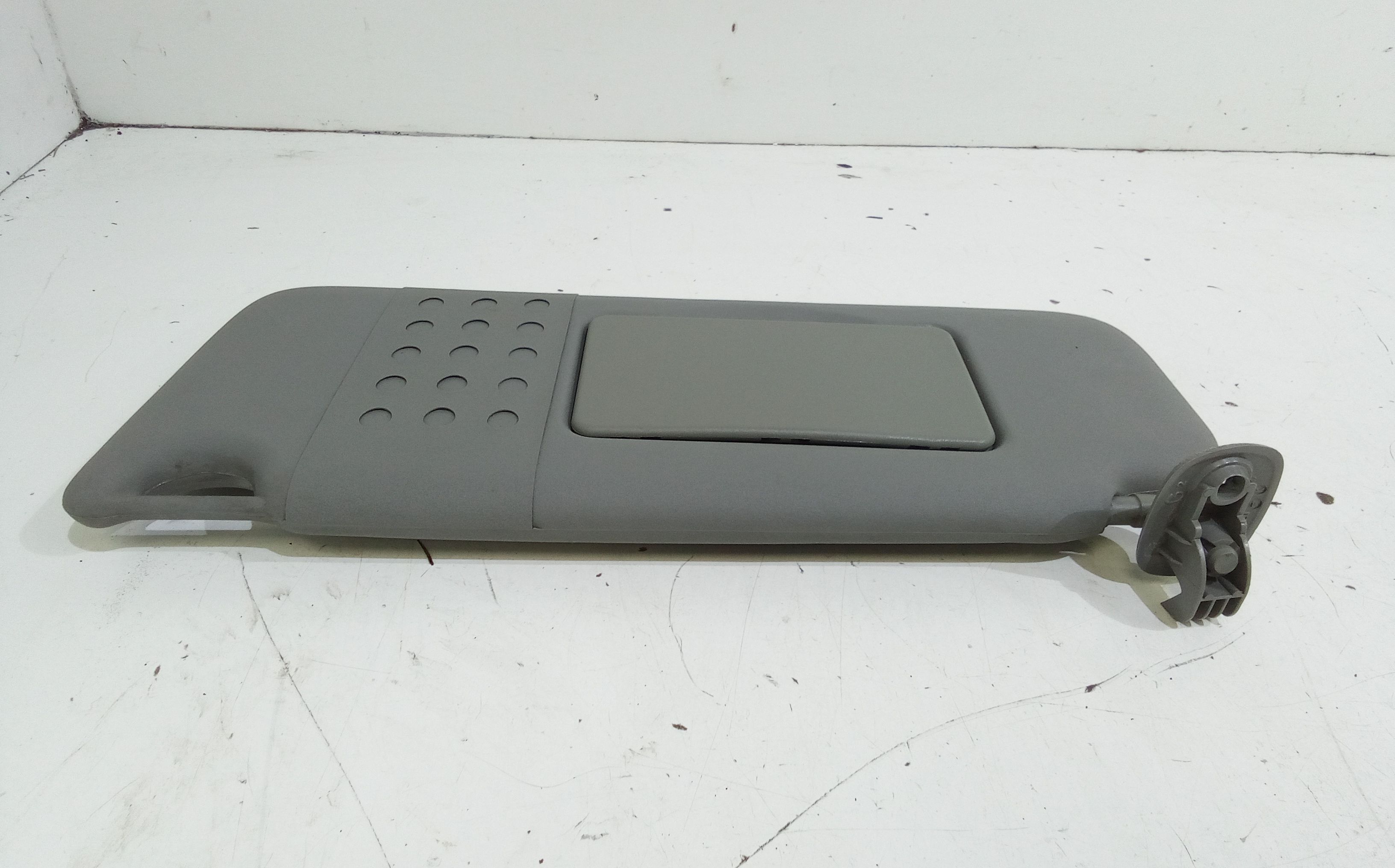 Parasole aletta anteriore Lato Guida RENAULT Clio Serie (04>08)