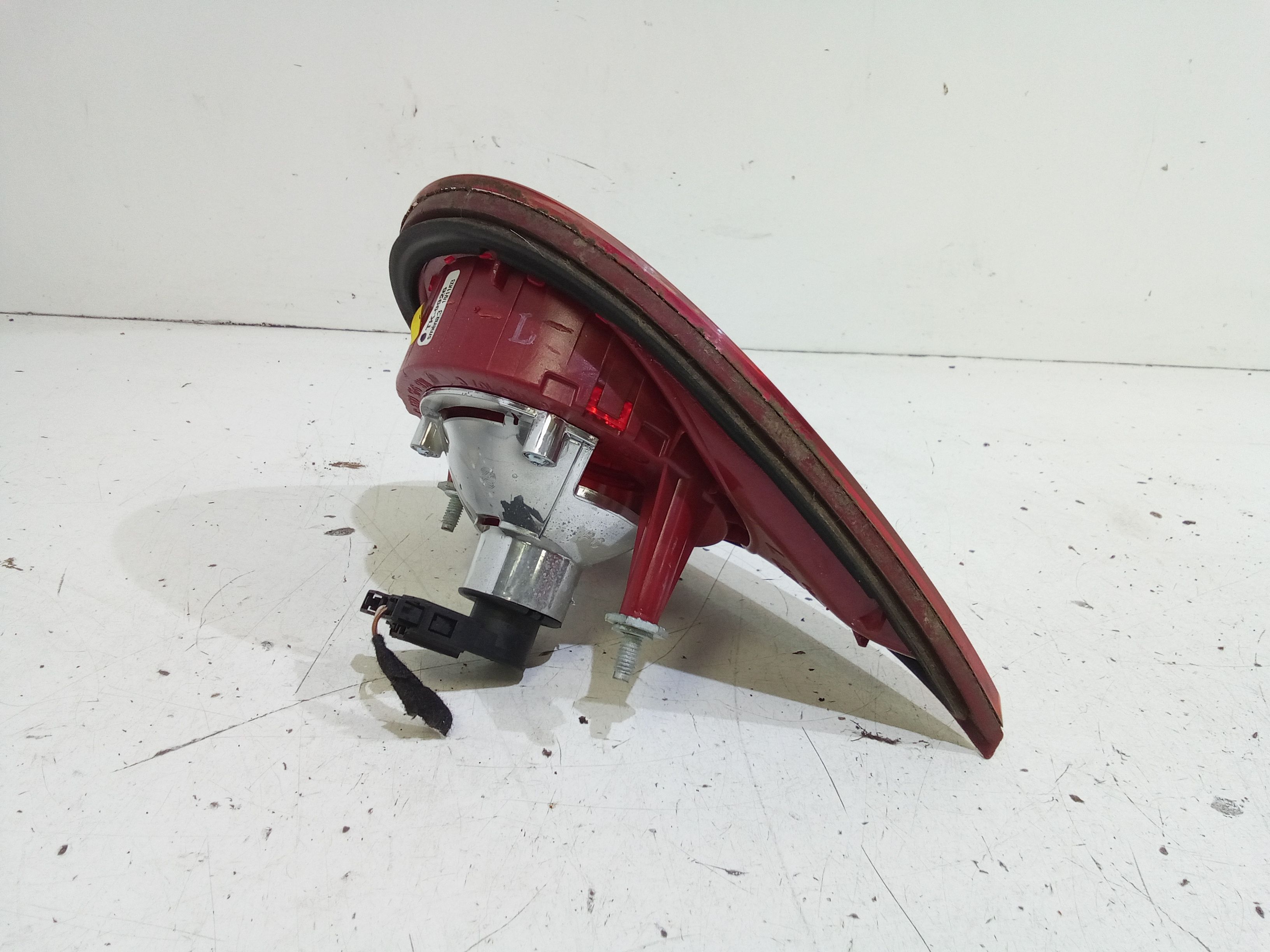 Stop Posteriore Sinistro Integrato nel Portello VOLKSWAGEN Golf 5 Berlina (03>08)