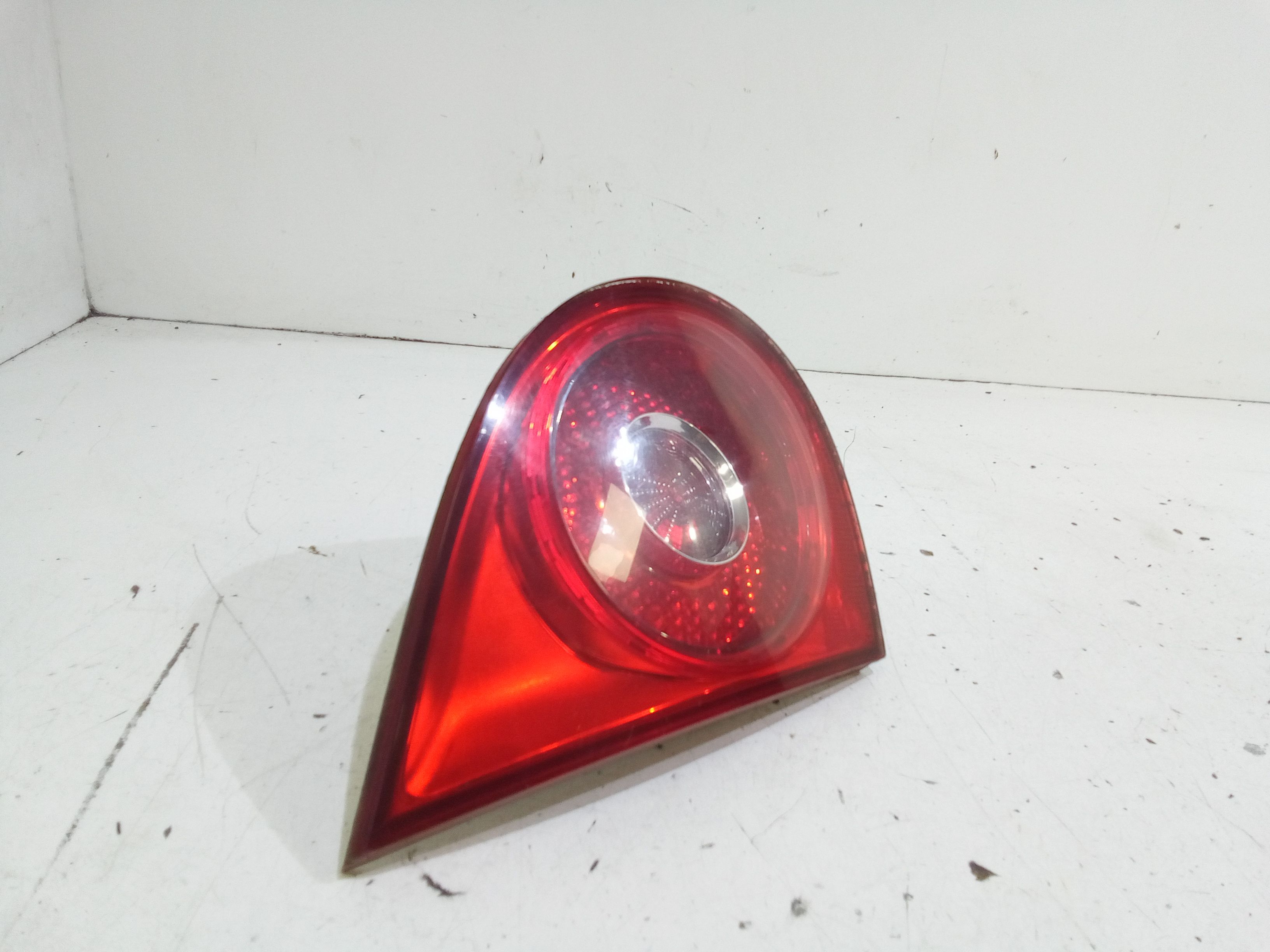 Stop Posteriore Sinistro Integrato nel Portello VOLKSWAGEN Golf 5 Berlina (03>08)