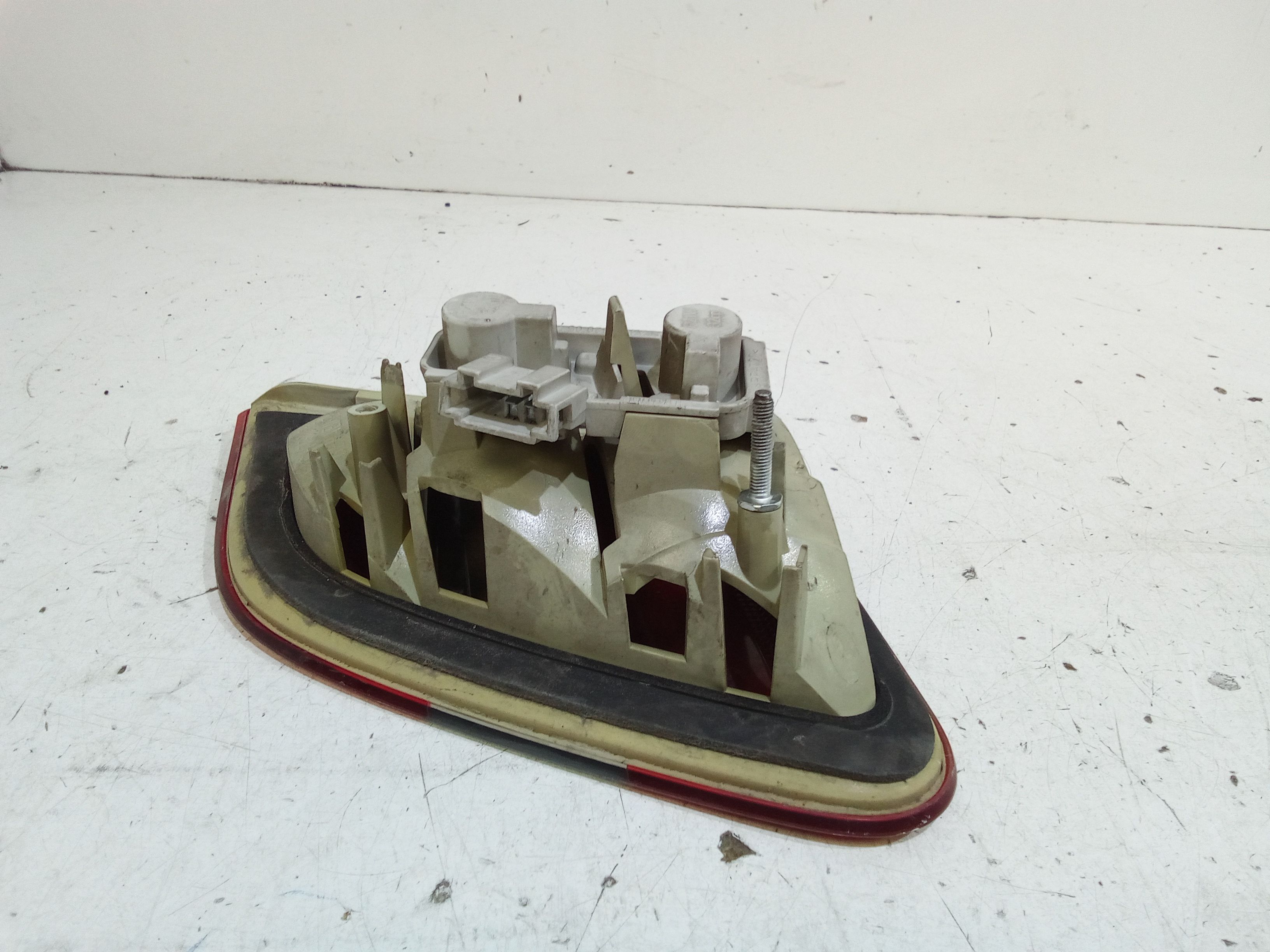 Stop Posteriore Sinistro Integrato nel Portello MERCEDES Classe B W245 1 Serie