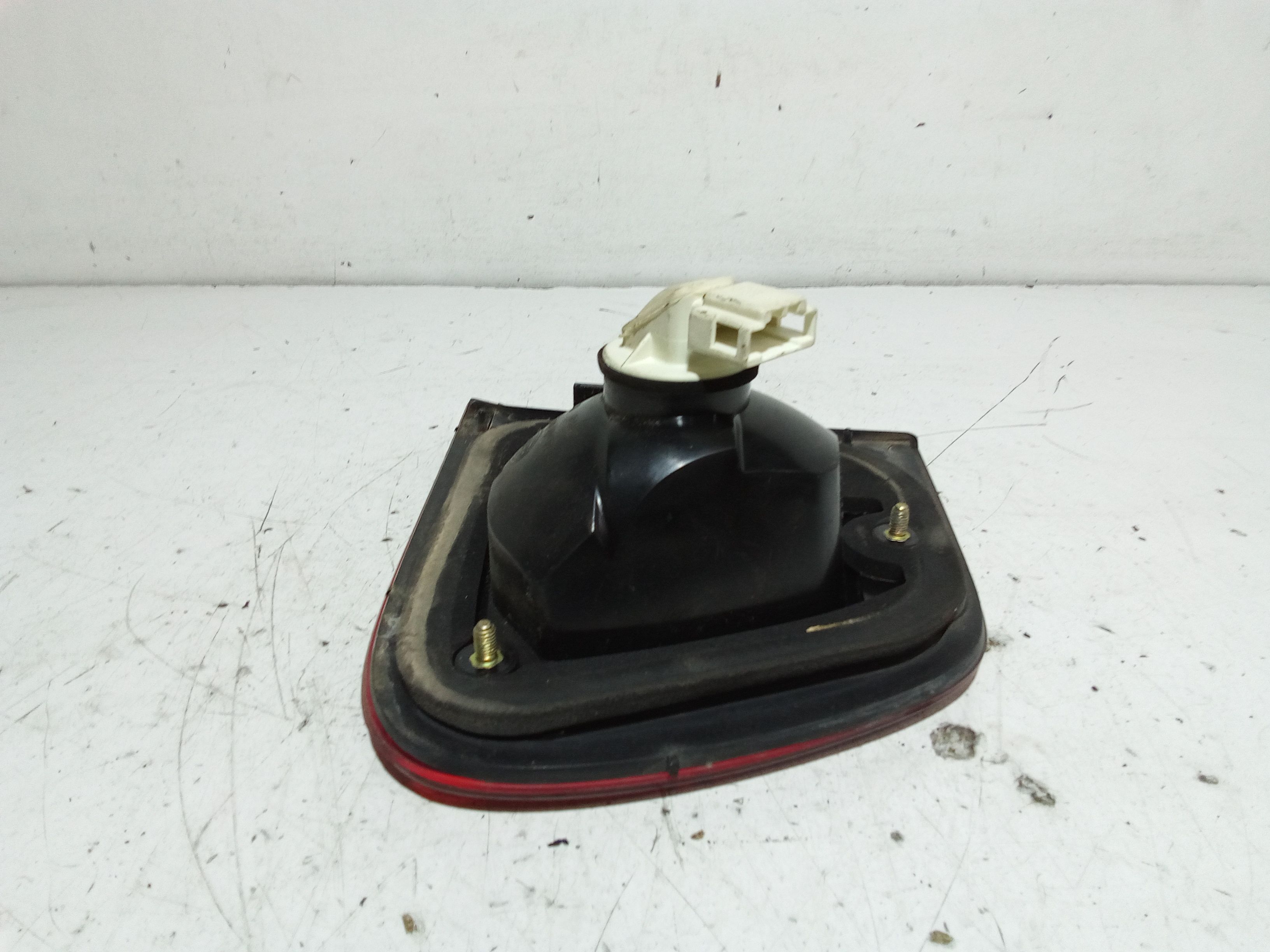 Stop Posteriore Sinistro Integrato nel Portello SEAT Ibiza Serie (99>02)