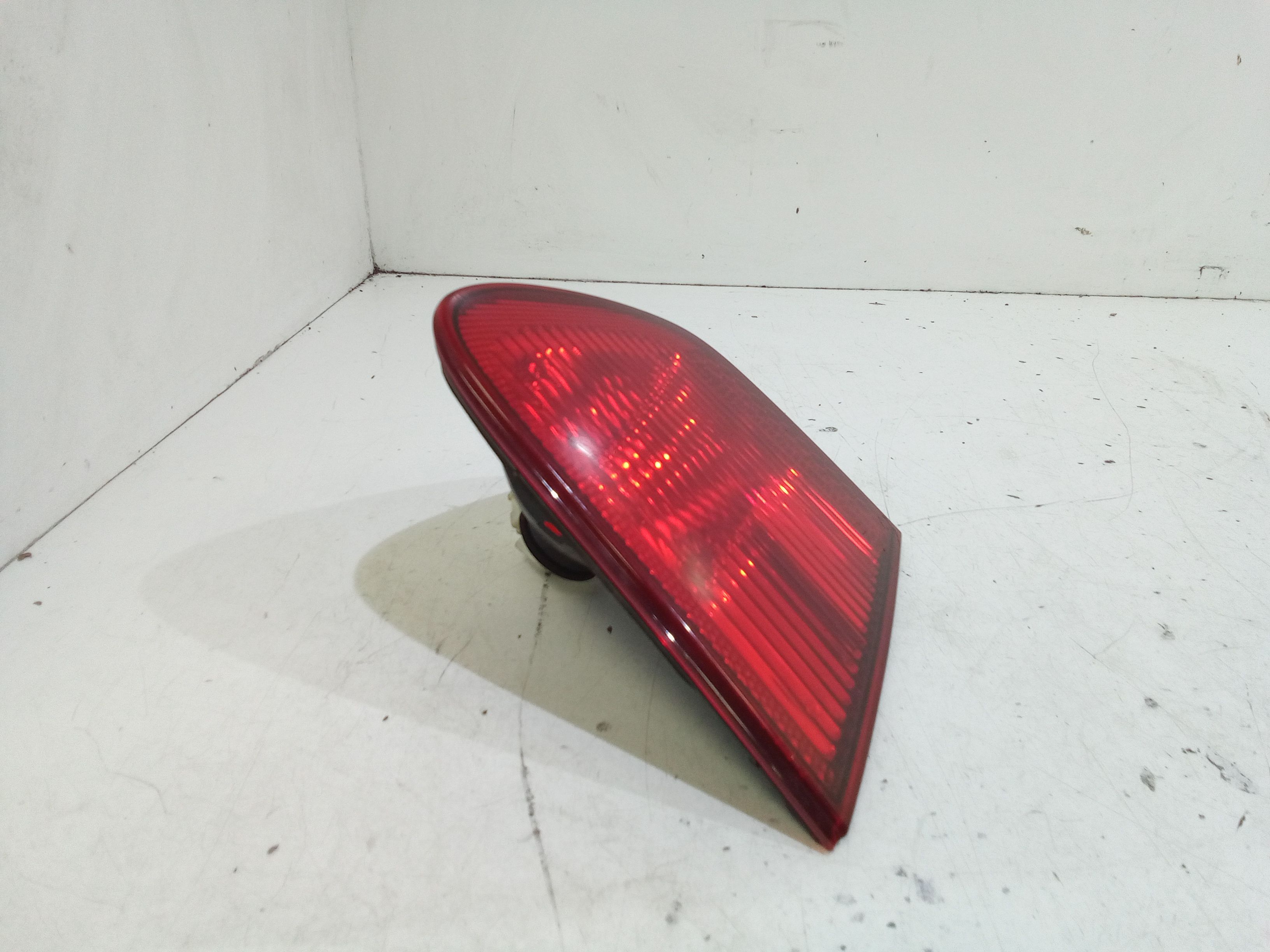 Stop Posteriore Sinistro Integrato nel Portello SEAT Ibiza Serie (99>02)