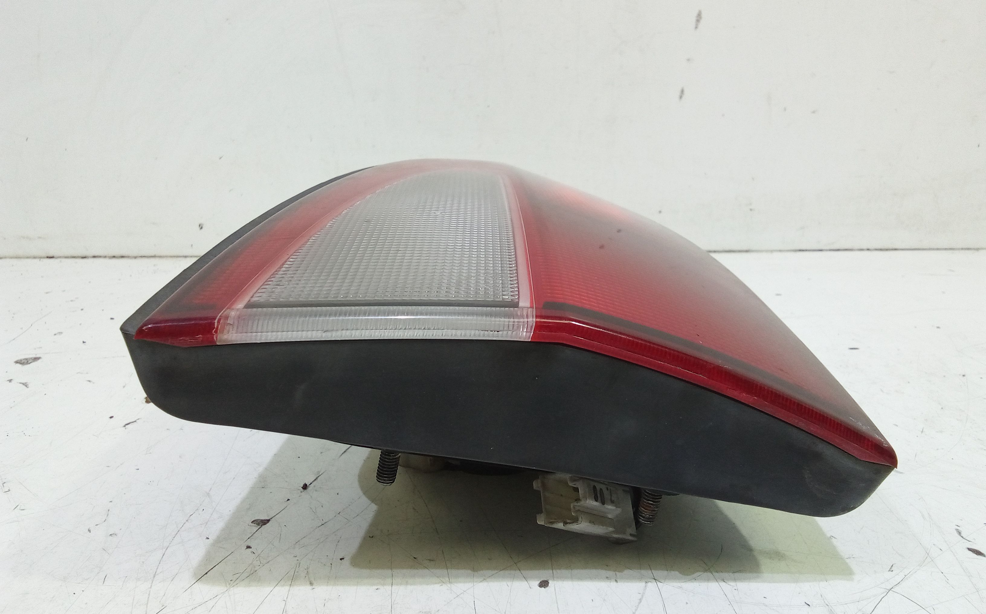 Stop Posteriore Sinistro Integrato nel Portello HYUNDAI H1 Starex