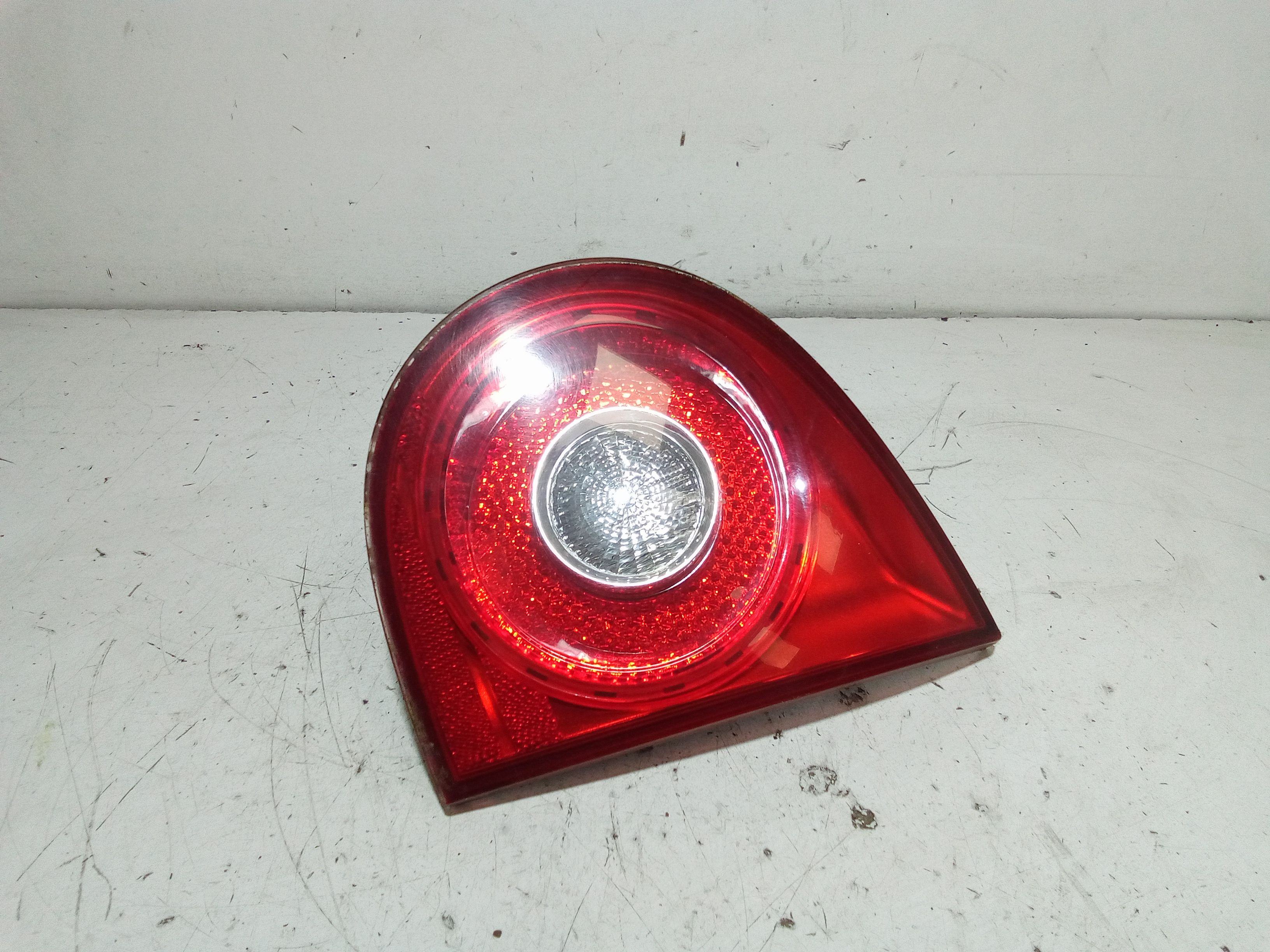 Stop Posteriore Destro Integrato nel Portello VOLKSWAGEN Golf 5 Berlina (03>08)