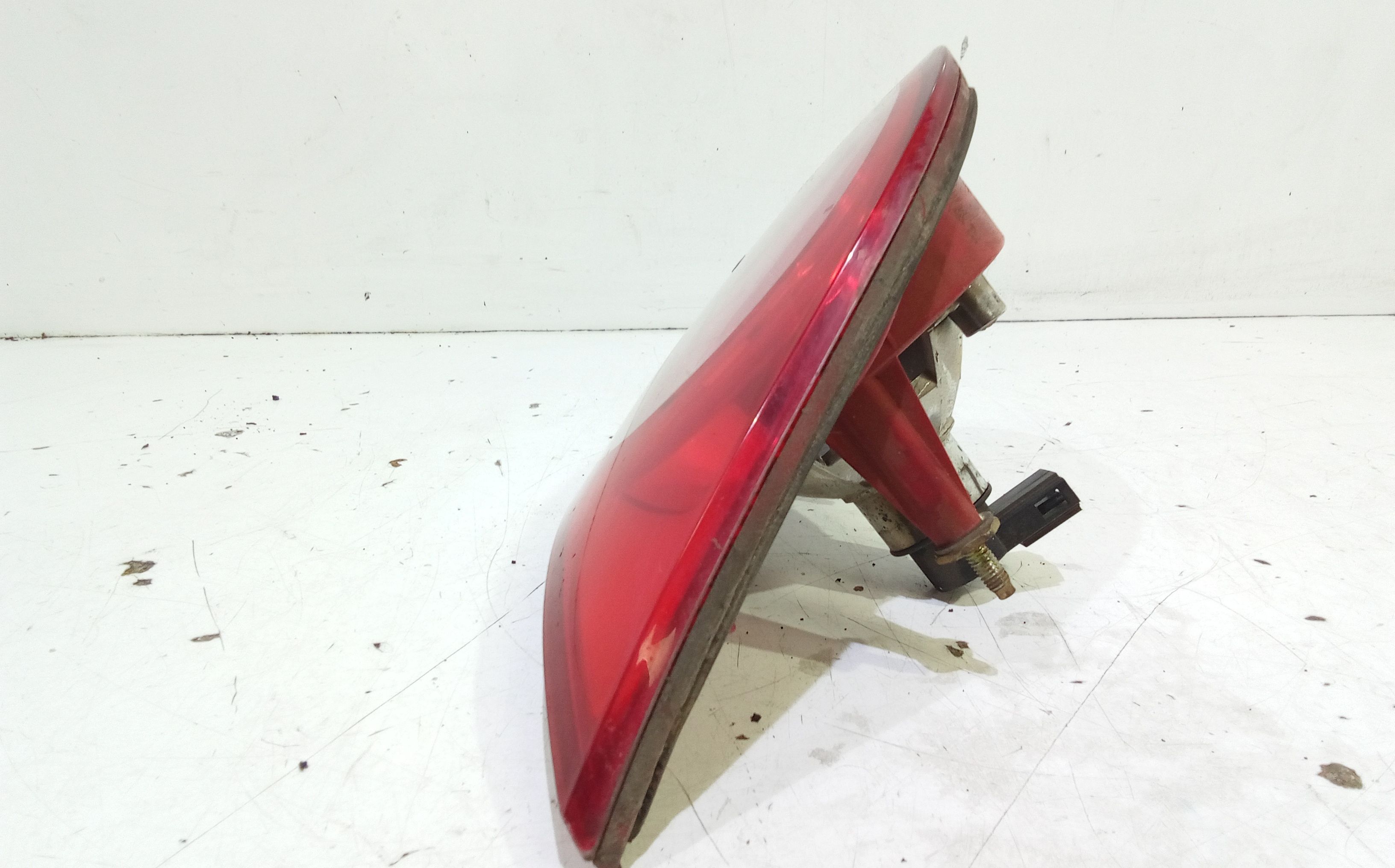 Stop Posteriore Destro Integrato nel Portello VOLKSWAGEN Golf 5 Berlina (03>08)