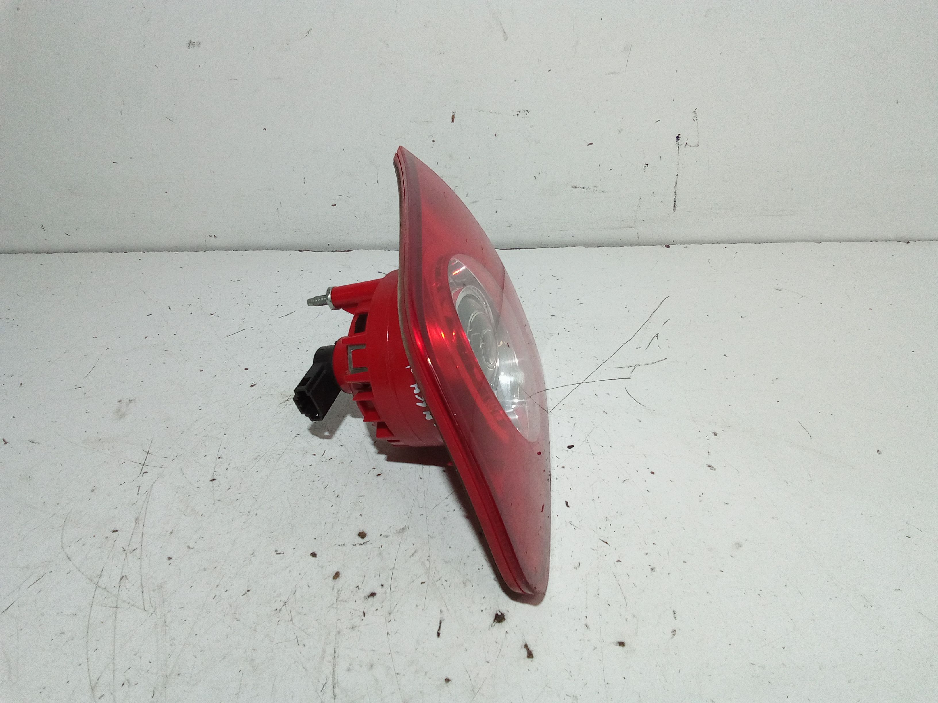 Stop Posteriore Destro Integrato nel Portello VOLKSWAGEN Passat Variant 4 Serie