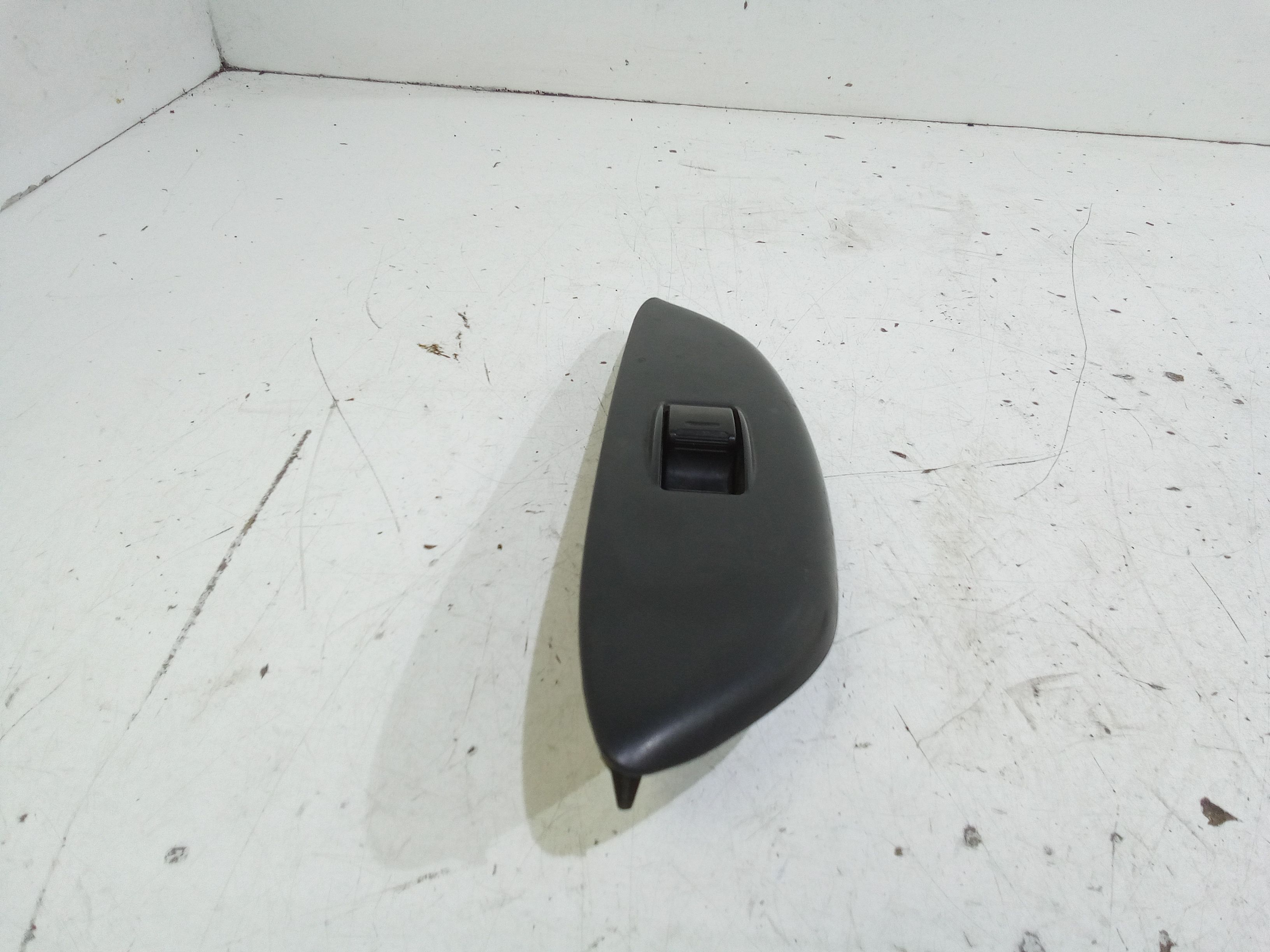 Pulsantiera Anteriore Destra Passeggero TOYOTA Yaris Serie (99>03)