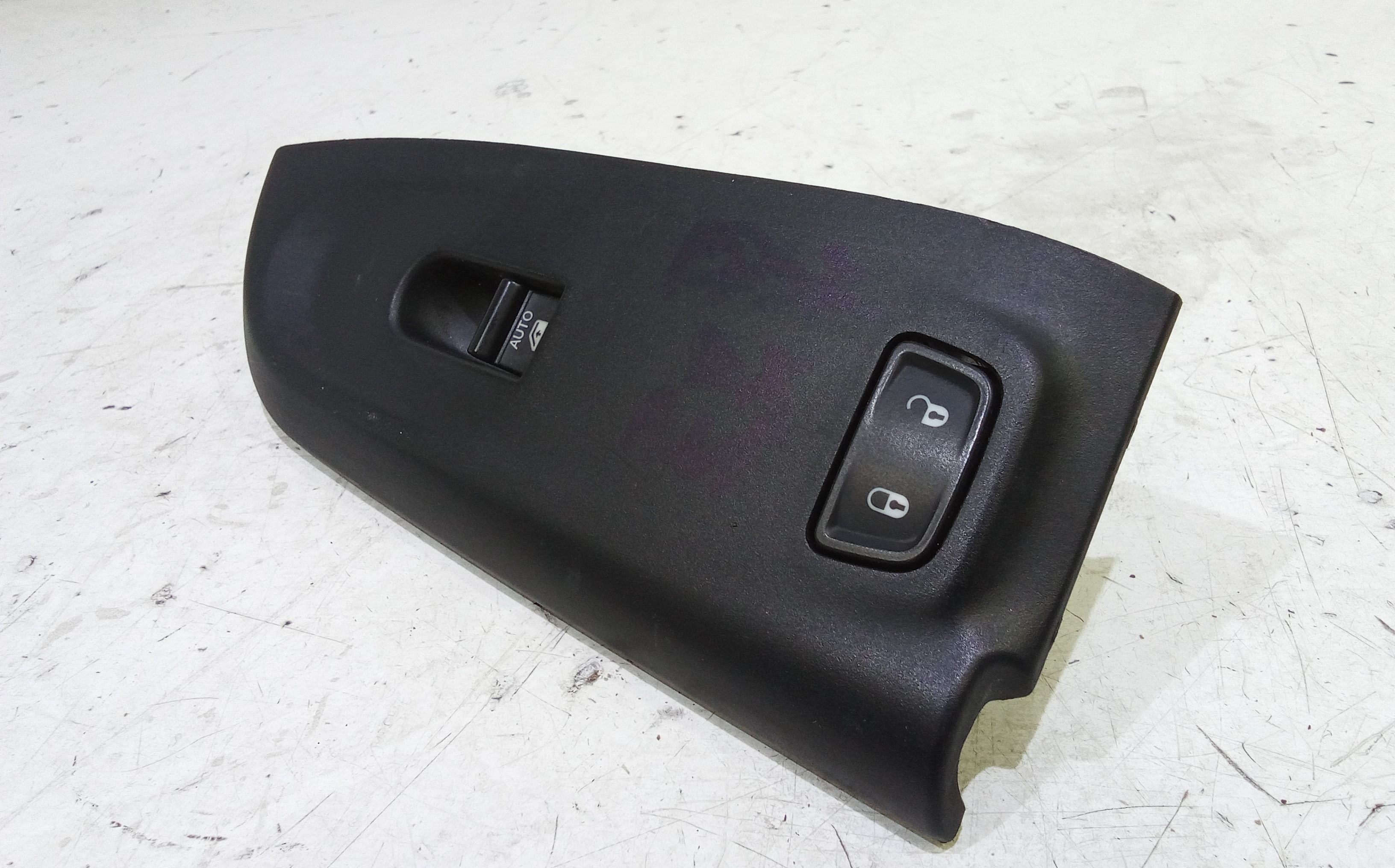 Pulsantiera Anteriore Destra Passeggero FIAT 500 X Serie (15>)