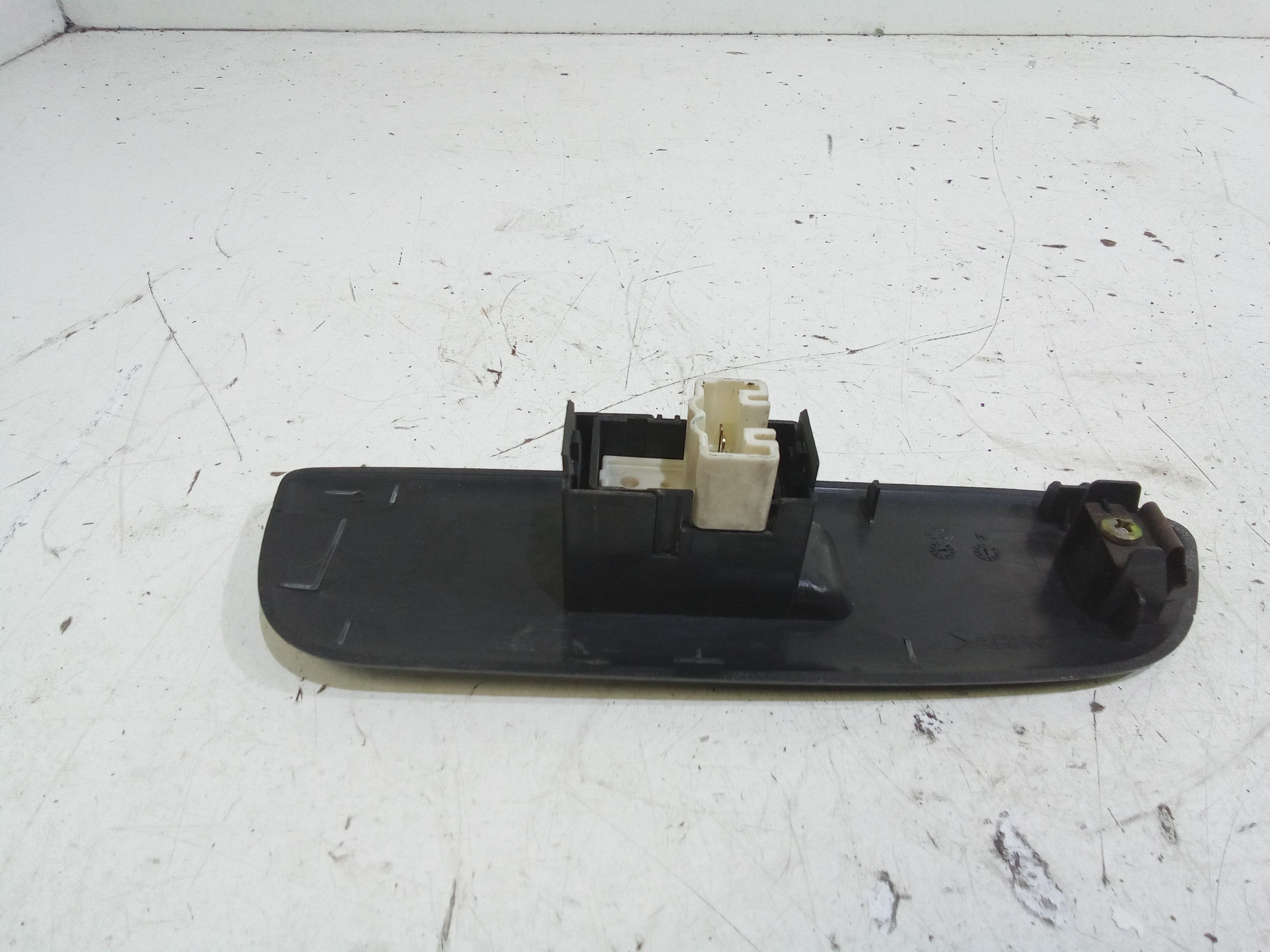 Pulsantiera Anteriore Destra Passeggero TOYOTA Rav4 2 Serie