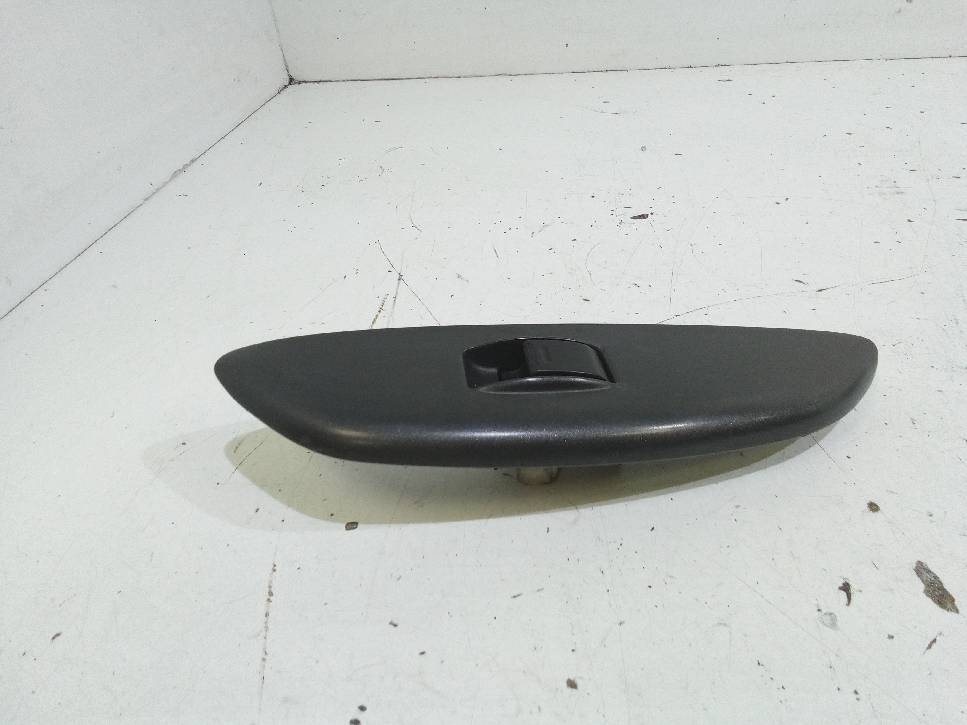 Pulsantiera Anteriore Destra Passeggero TOYOTA Yaris Serie (99>03)