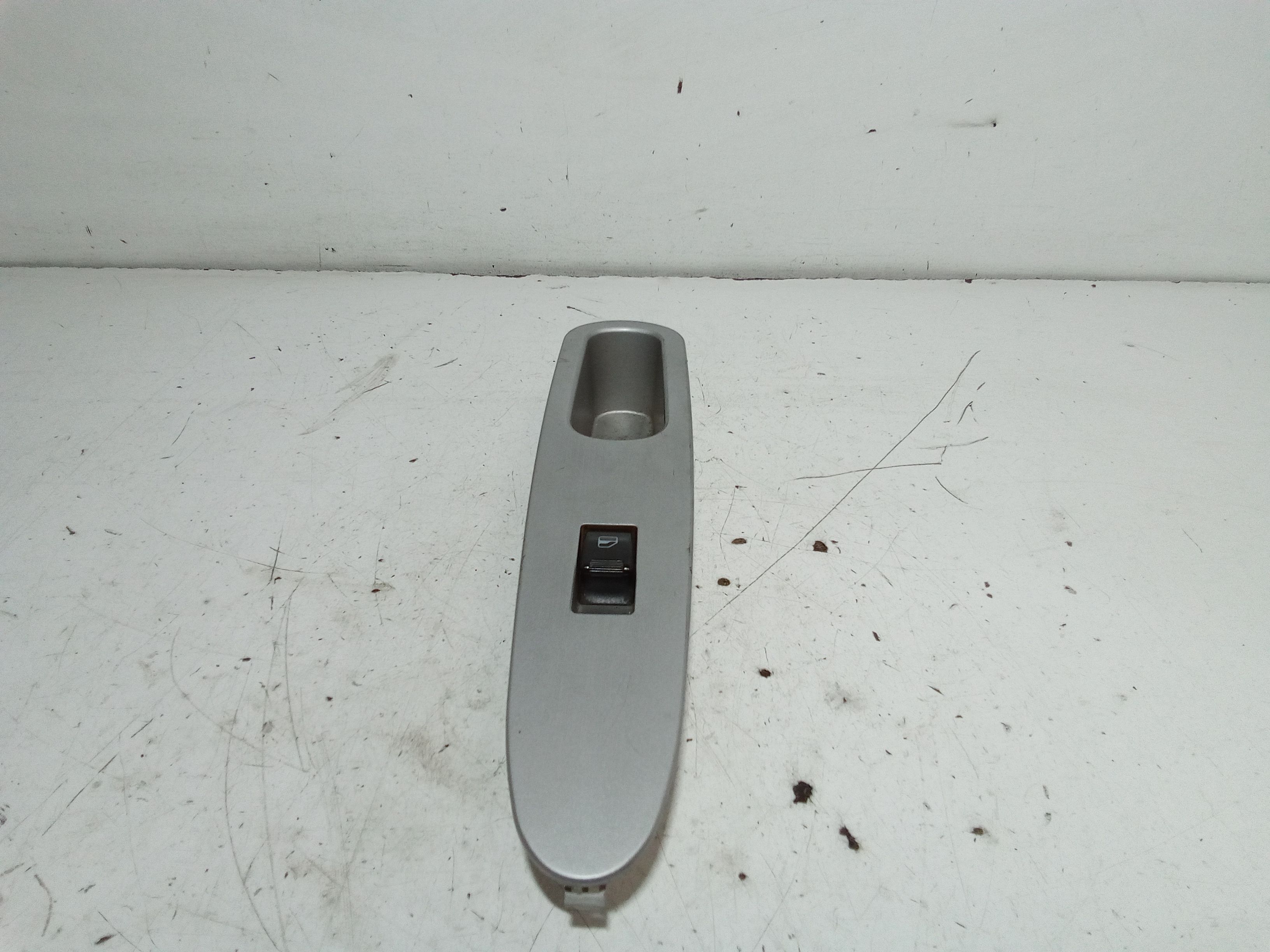 Pulsantiera Anteriore Destra Passeggero DR 1 1 Serie