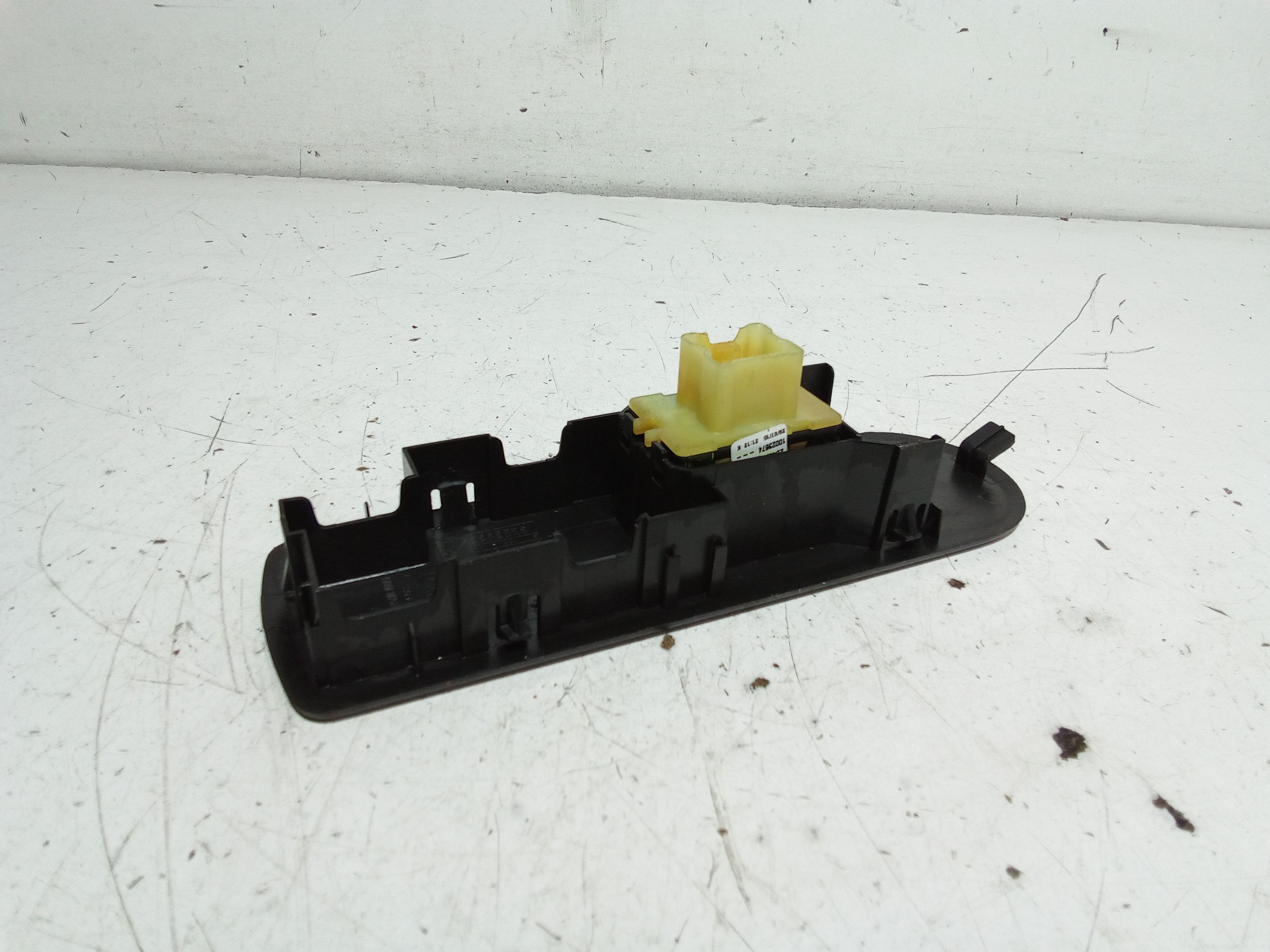 Pulsantiera Anteriore Destra Passeggero RENAULT Captur Serie