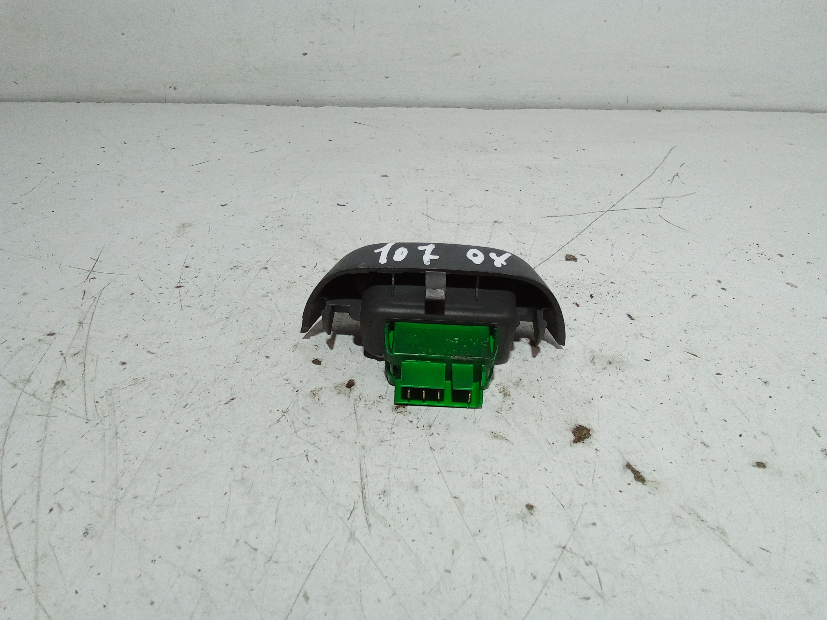 Pulsantiera Anteriore Destra Passeggero PEUGEOT 107 1 Serie