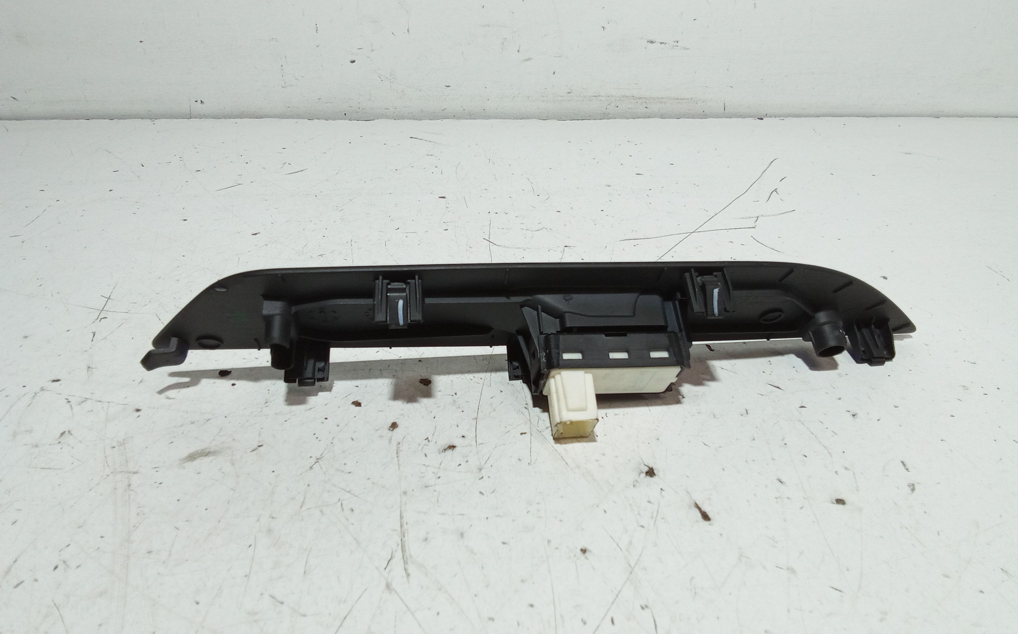 Pulsantiera Anteriore Destra Passeggero PEUGEOT 208 Serie (19>)