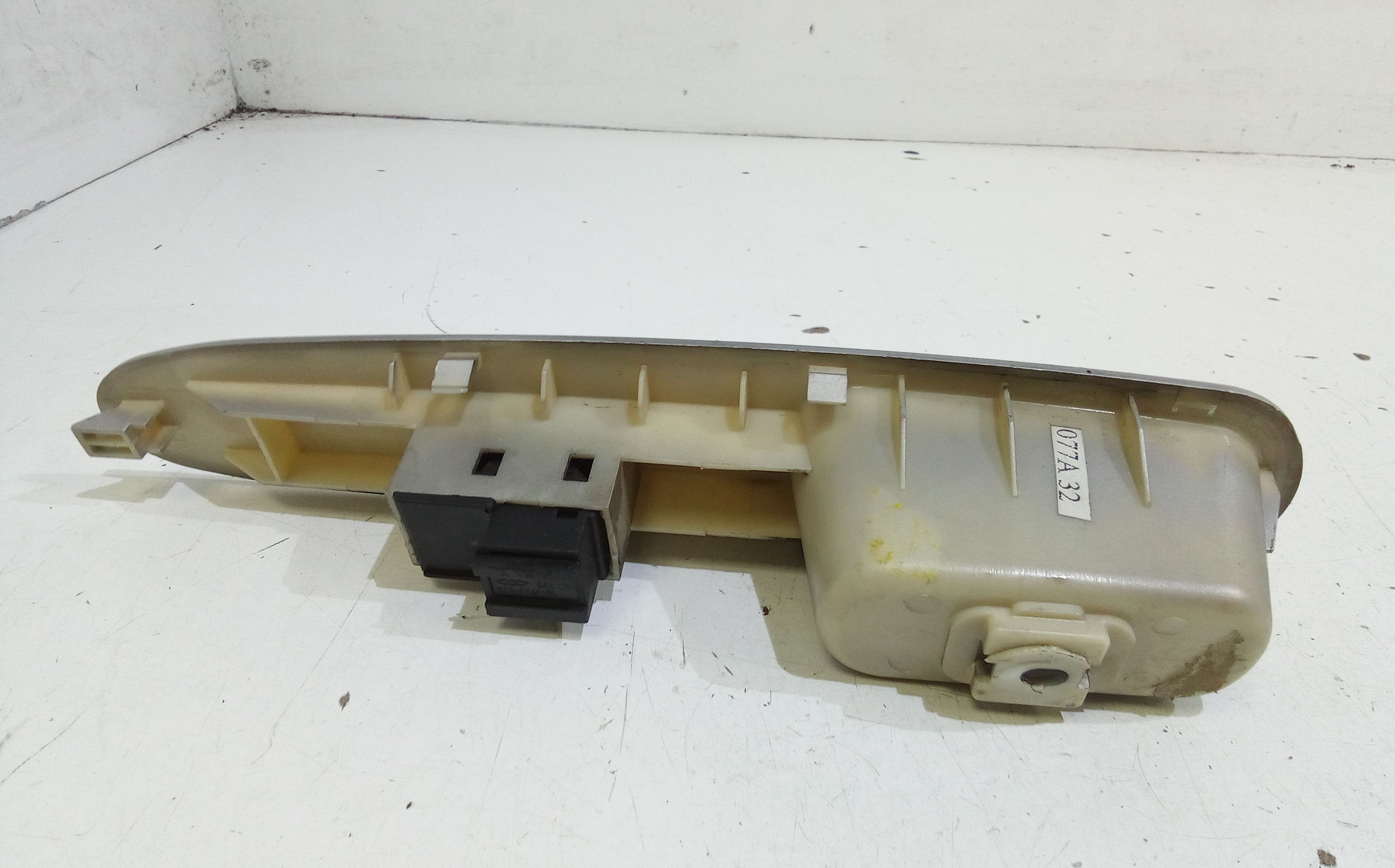 Pulsantiera Anteriore Destra Passeggero DR 1 1 Serie