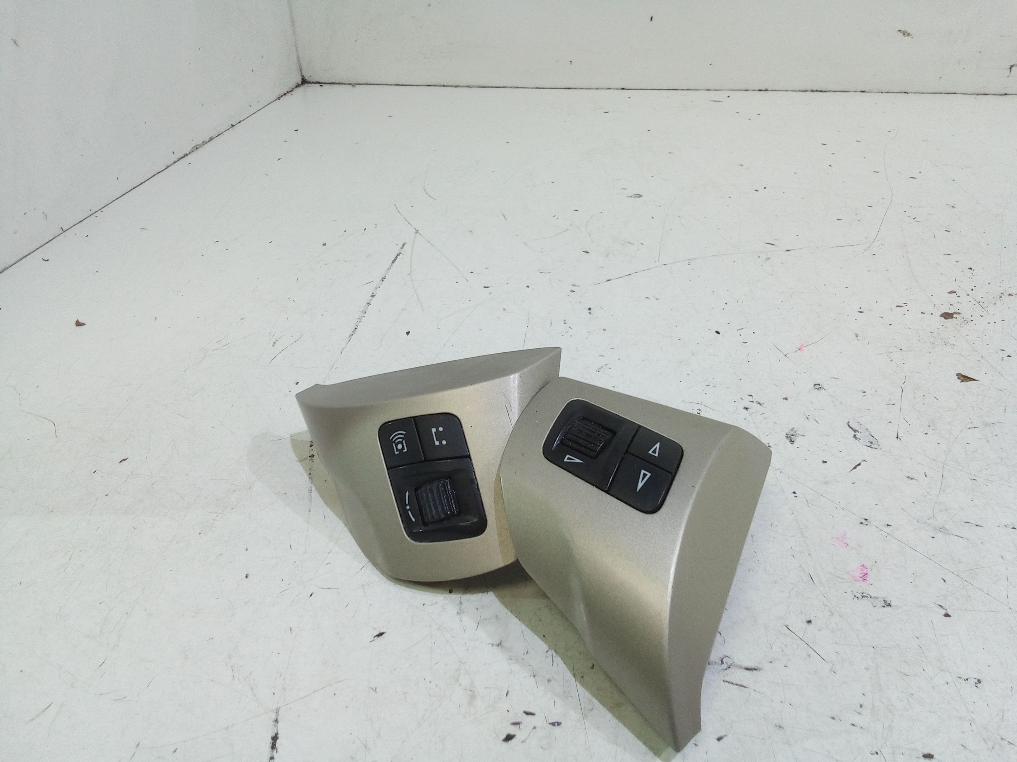 Comandi al volante multifunzione OPEL Corsa D 3P 1 Serie