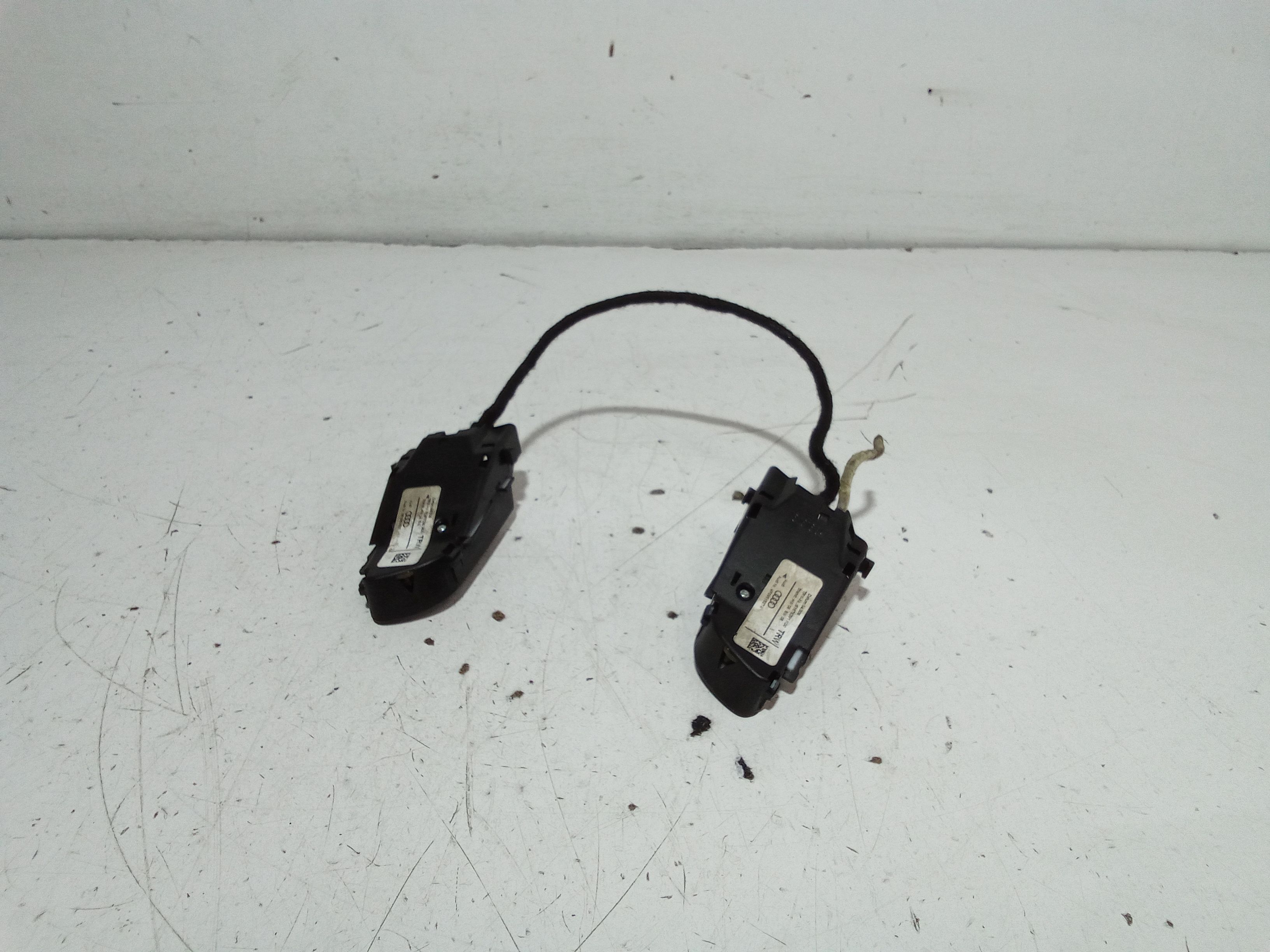 Comandi al volante multifunzione AUDI A4 Avant (8ED) (04>08)