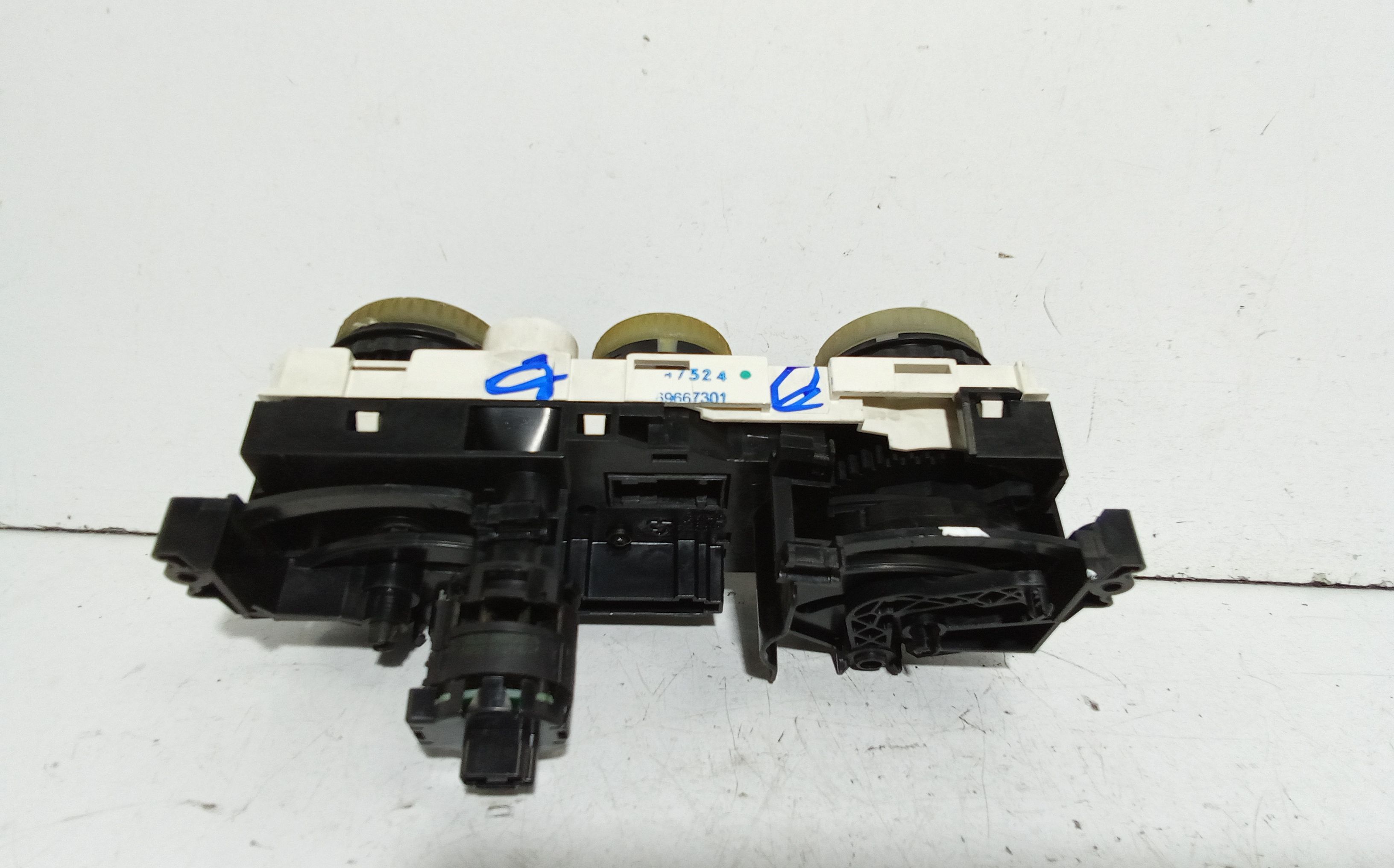 Comandi Clima MITSUBISHI Colt Serie 3P (Z30)  (04>12)