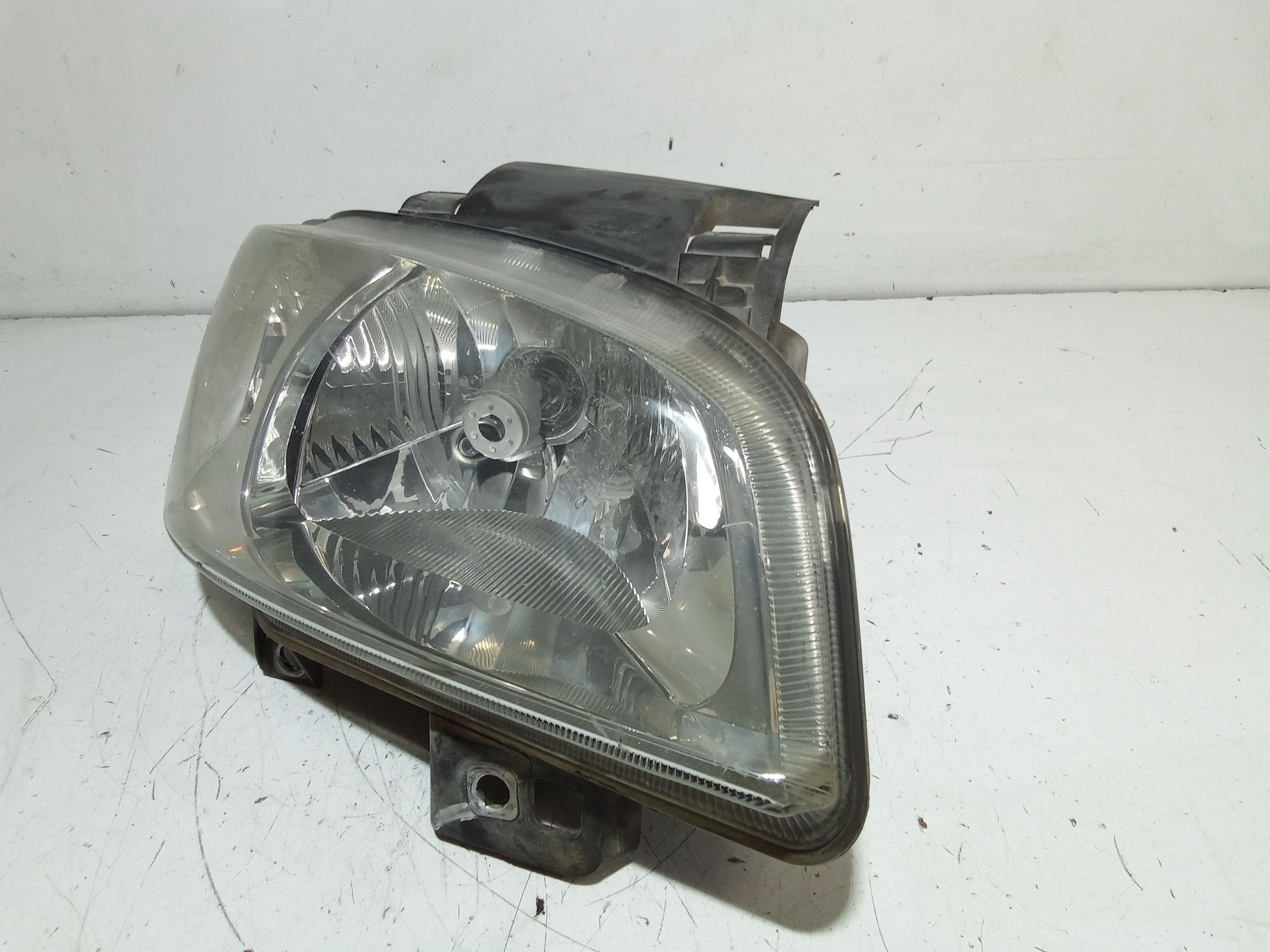 Faro anteriore Destro Passeggero SEAT Ibiza Serie (96>99)