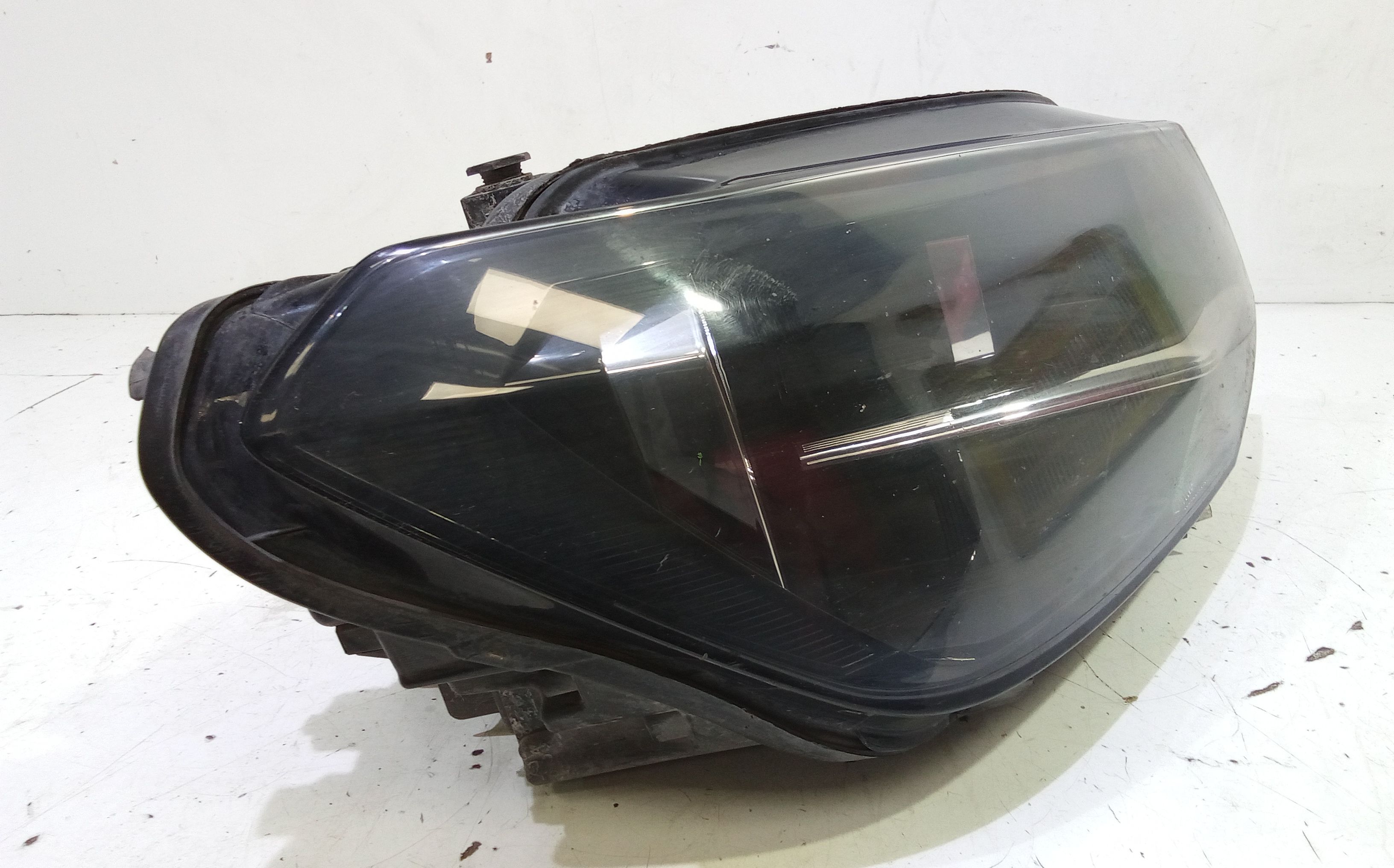 Faro anteriore Destro Passeggero VOLKSWAGEN Caddy 4 Serie