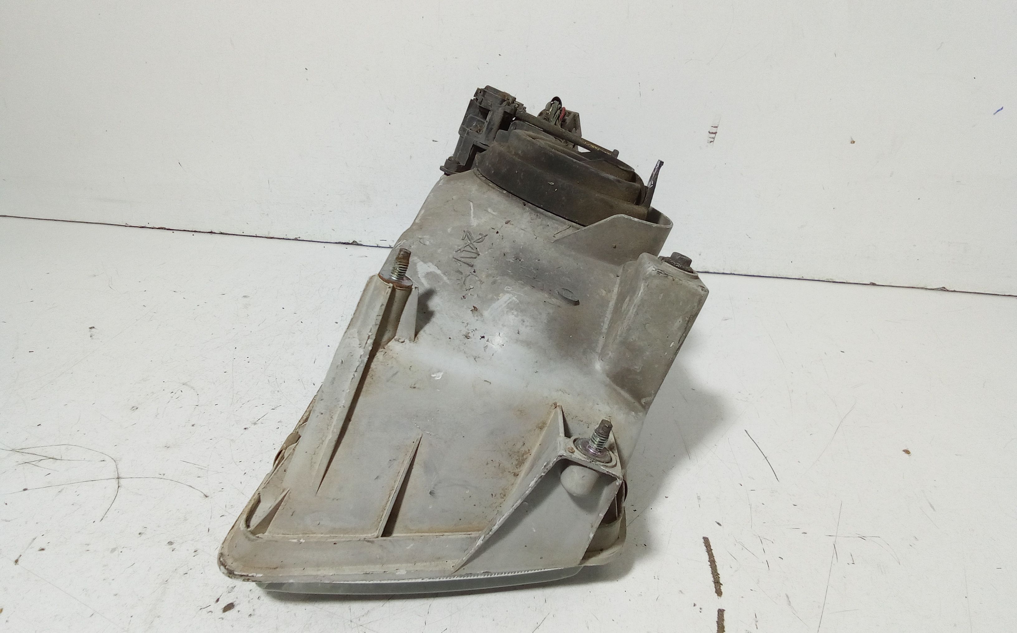 Faro anteriore Sinistro Guida SUZUKI Vitara 3P (91>98)