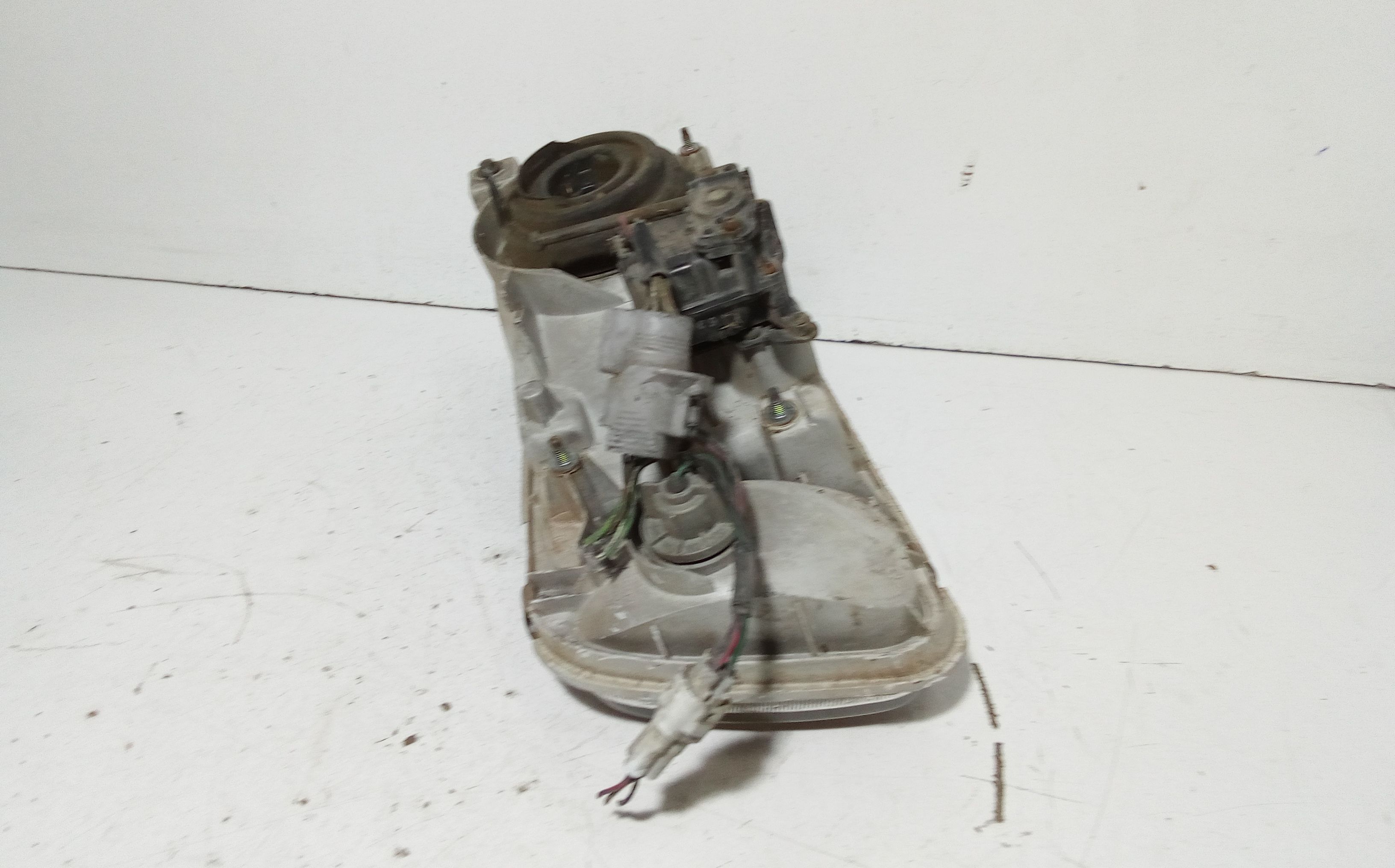 Faro anteriore Sinistro Guida SUZUKI Vitara 3P (91>98)