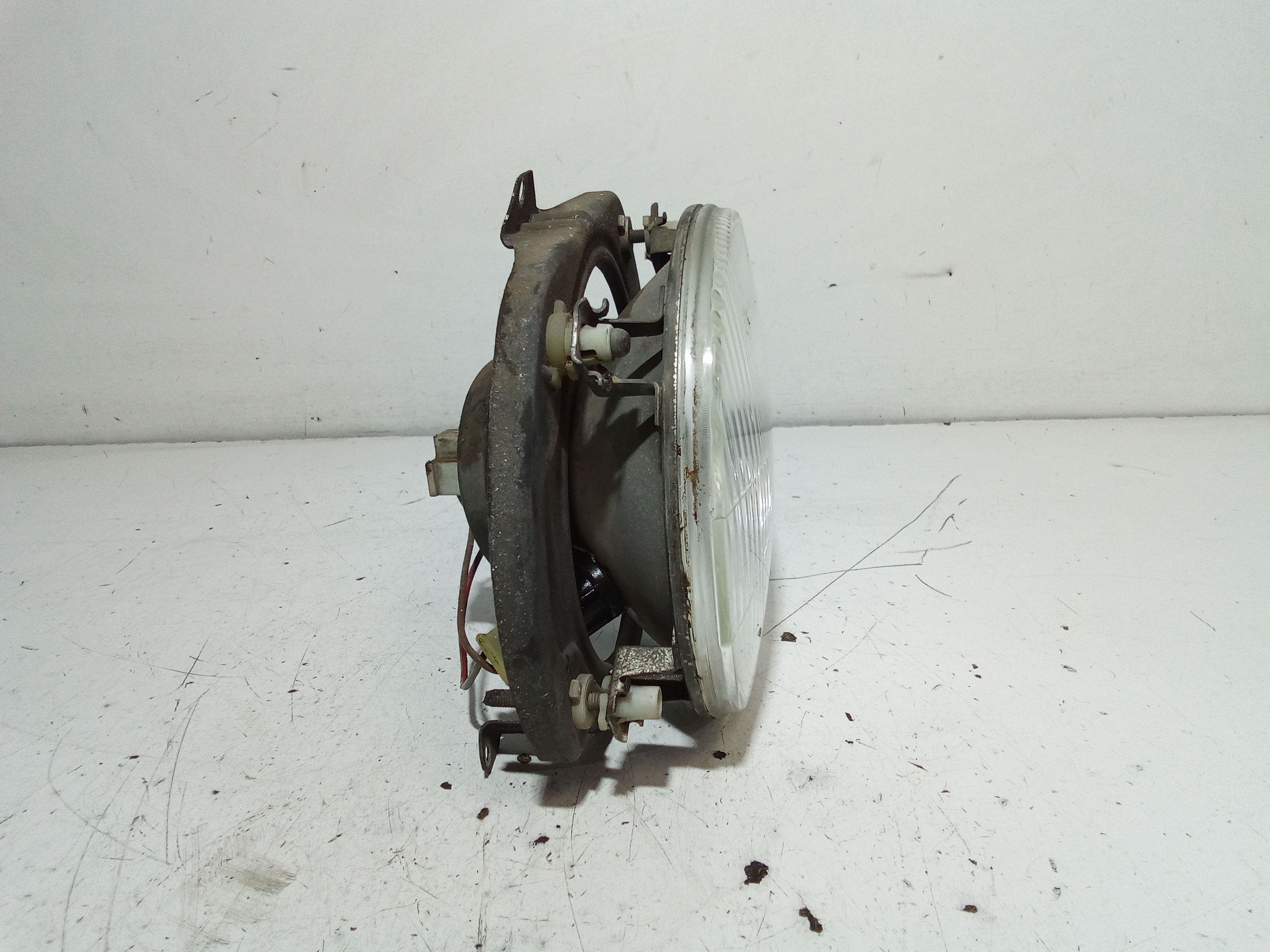 Faro anteriore Sinistro Guida VOLKSWAGEN Polo 2 Serie