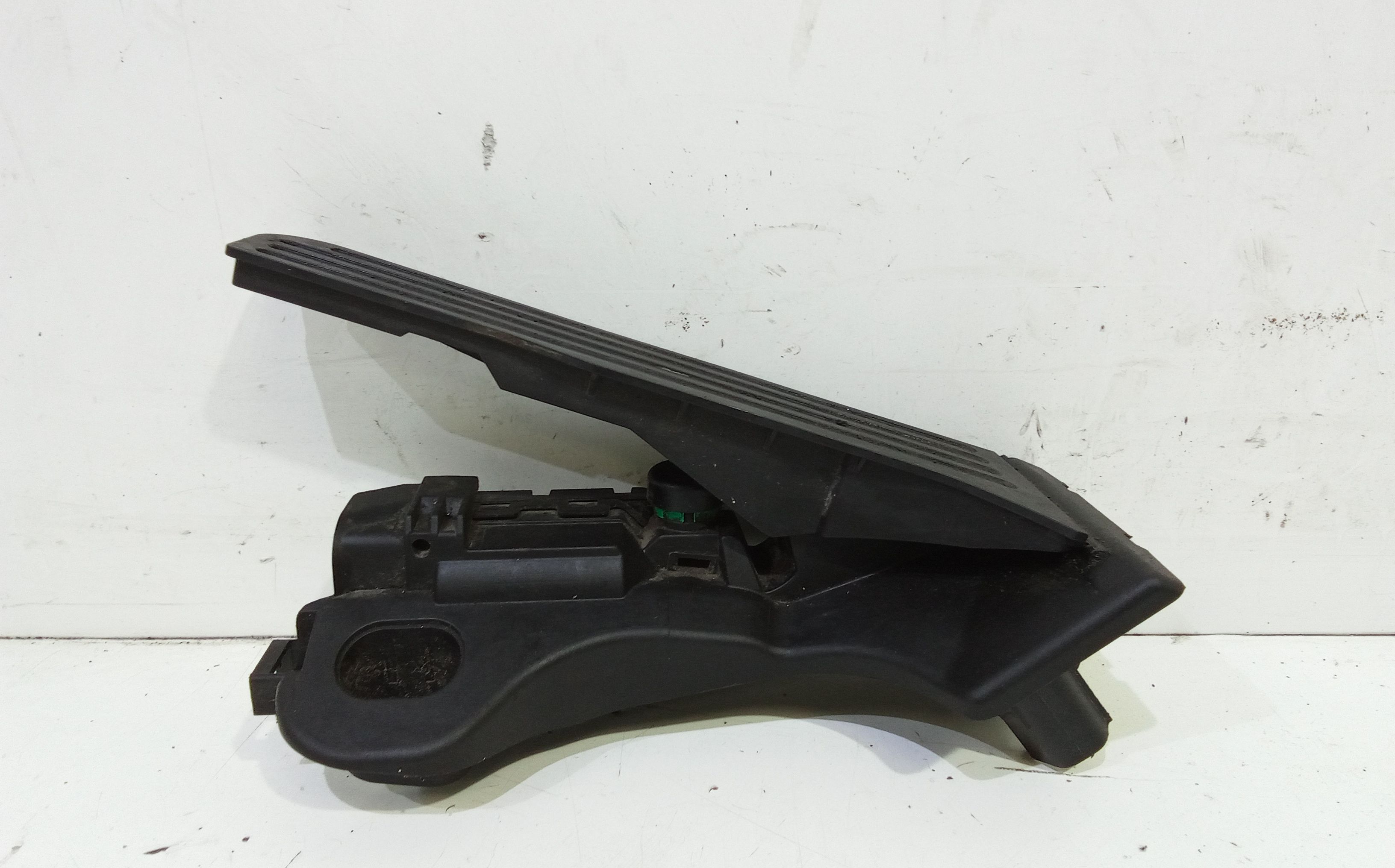 Pedale acceleratore VOLKSWAGEN Caddy 4 Serie