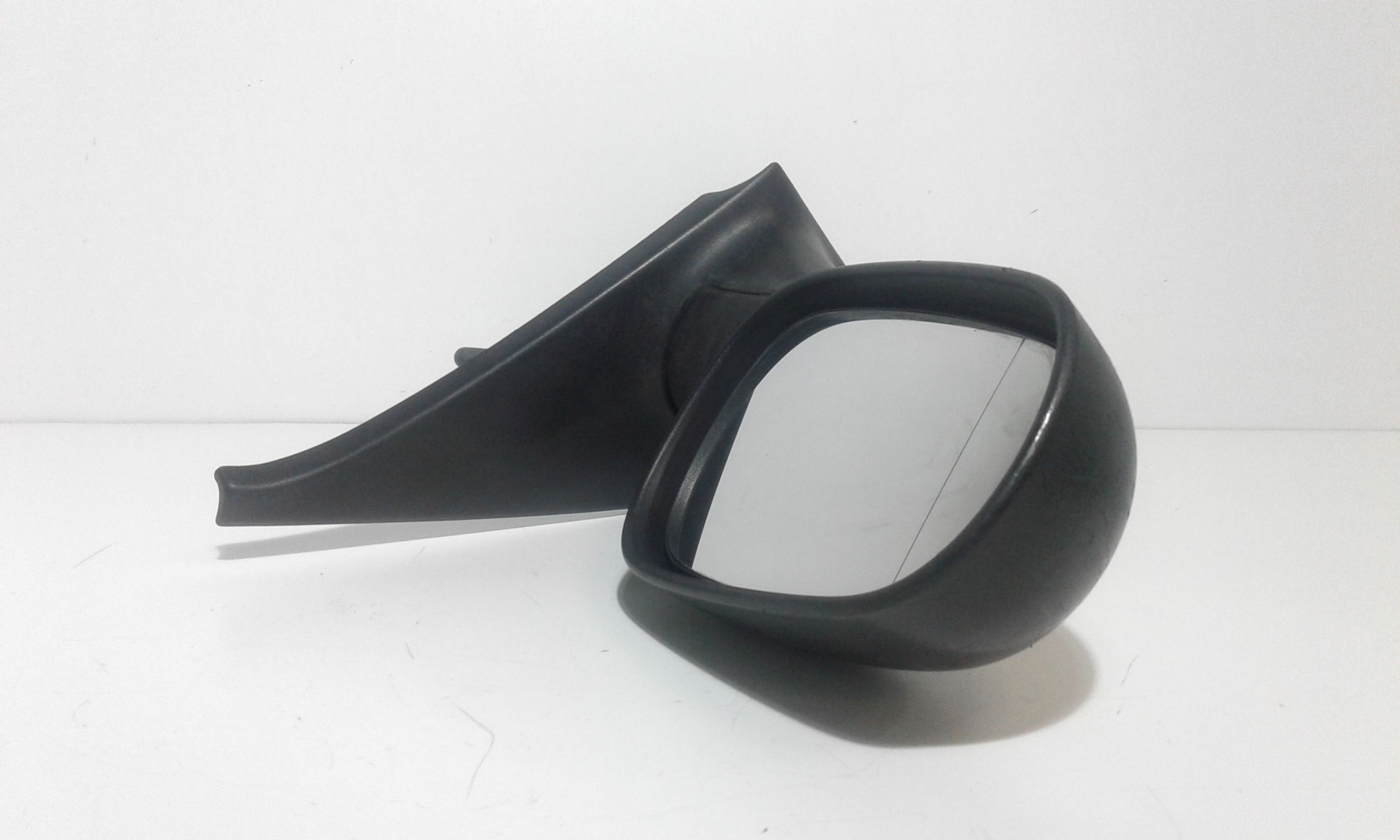 Specchietto Retrovisore Sinistro RENAULT Clio Serie (99>01)