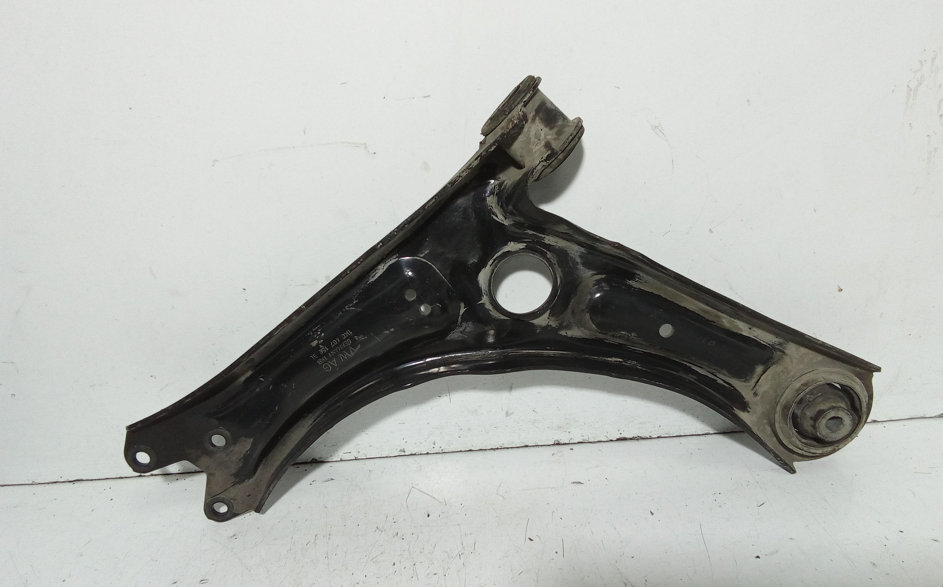 Braccio Oscillante anteriore destro VOLKSWAGEN Caddy 4 Serie