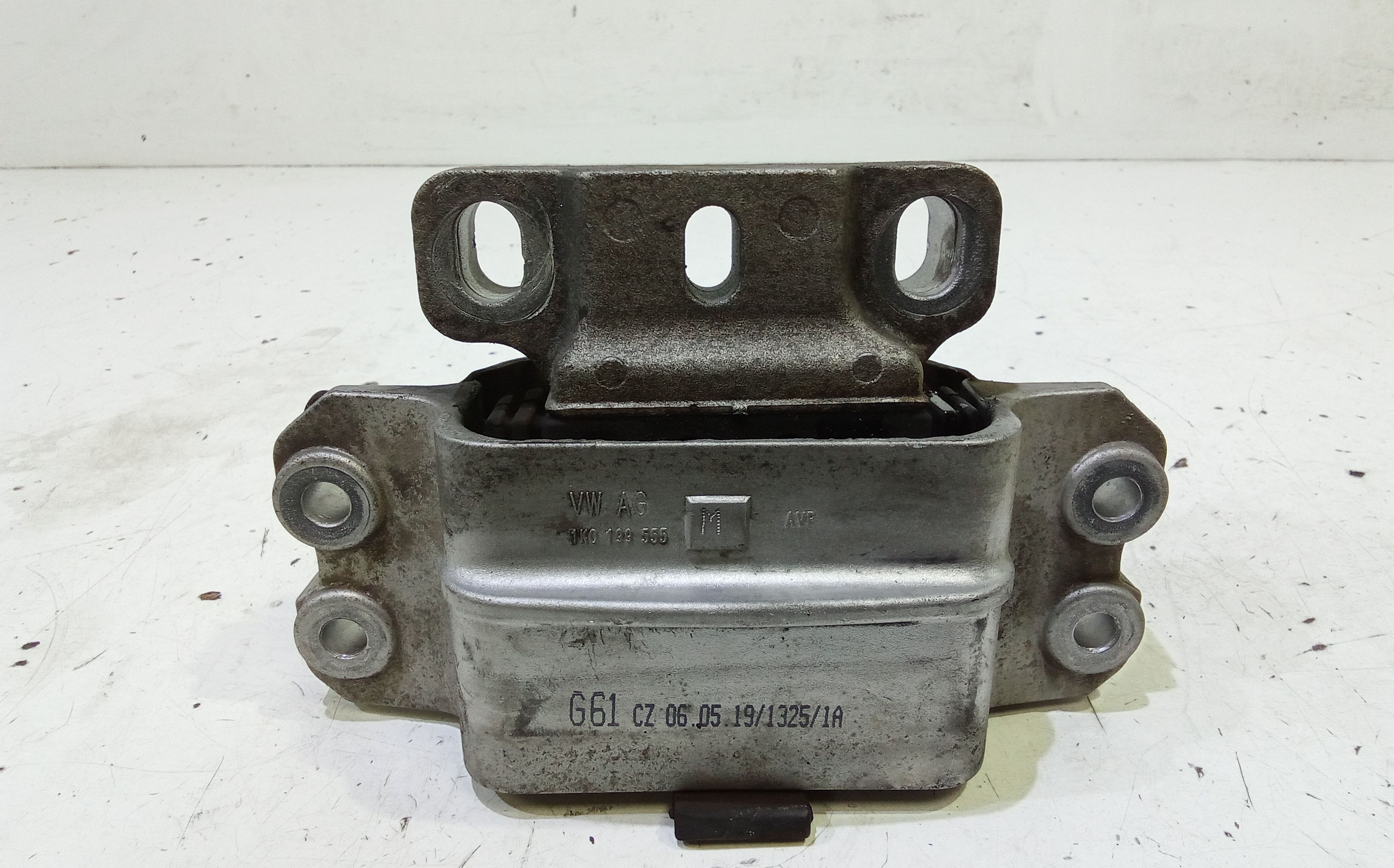 Supporto motore VOLKSWAGEN Caddy 4 Serie