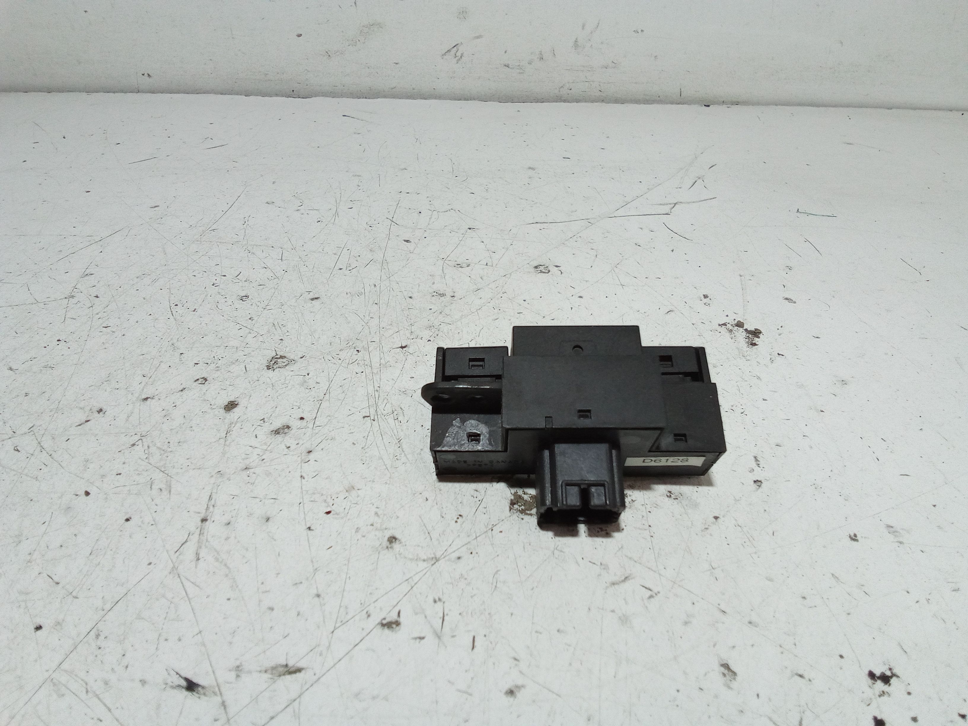 Pulsante luci di emergenza CHRYSLER 300 C Touring