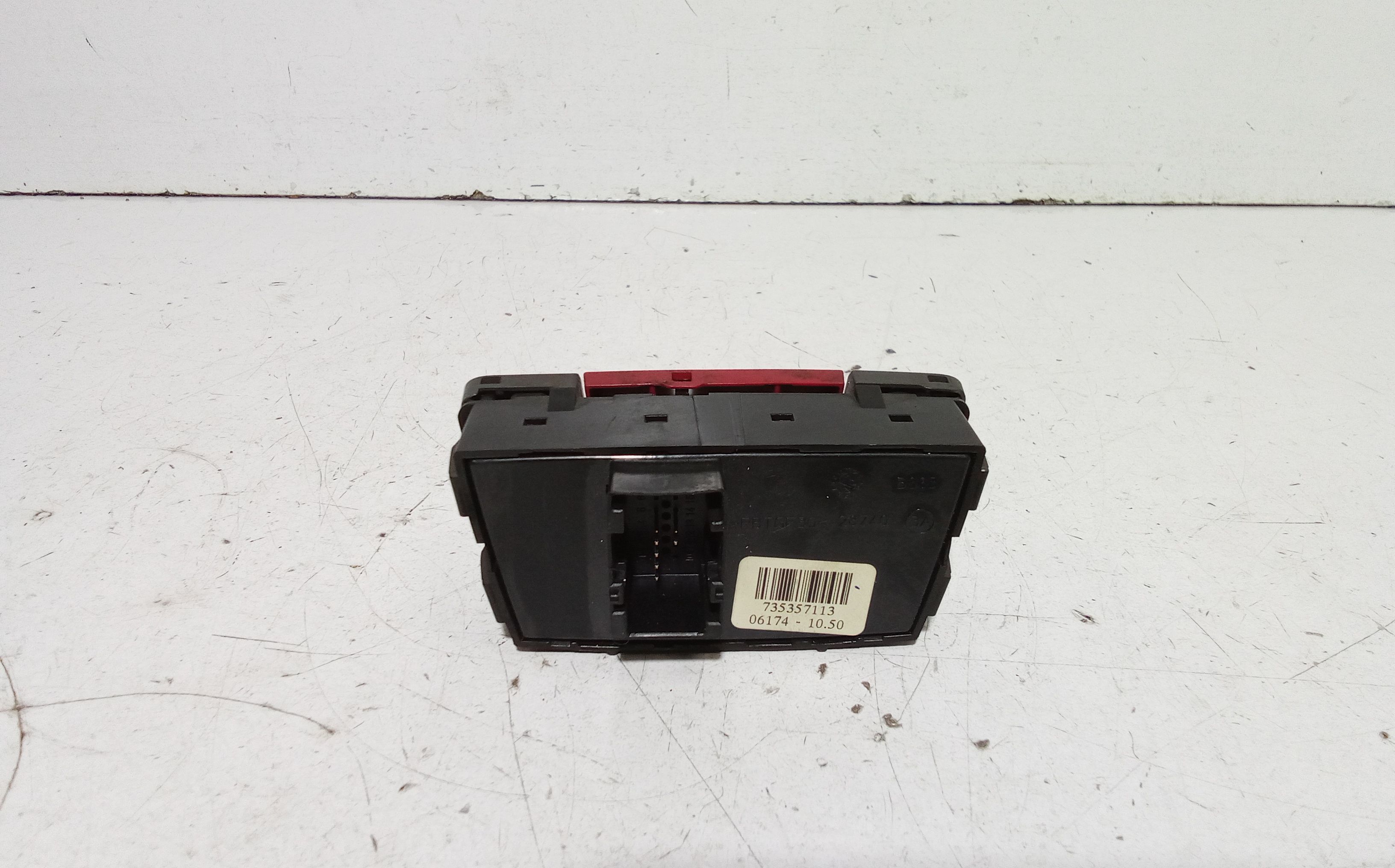 Pulsante luci di emergenza FIAT Panda 2 Serie