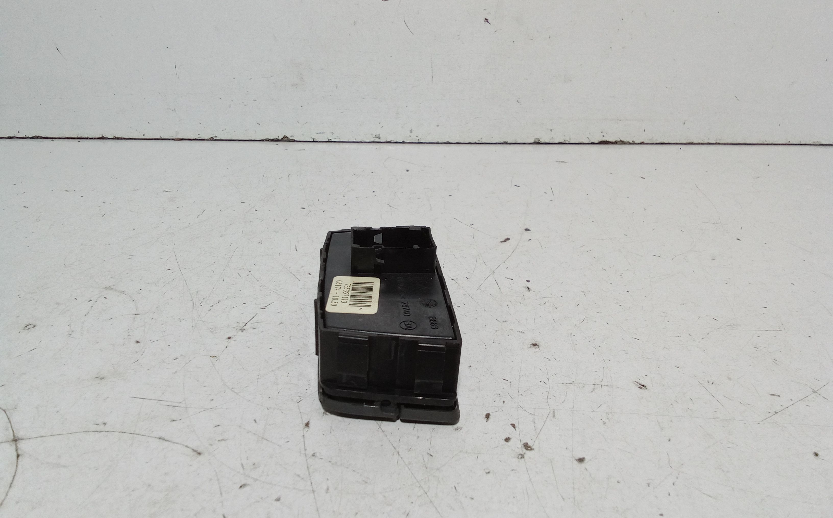 Pulsante luci di emergenza FIAT Panda 2 Serie