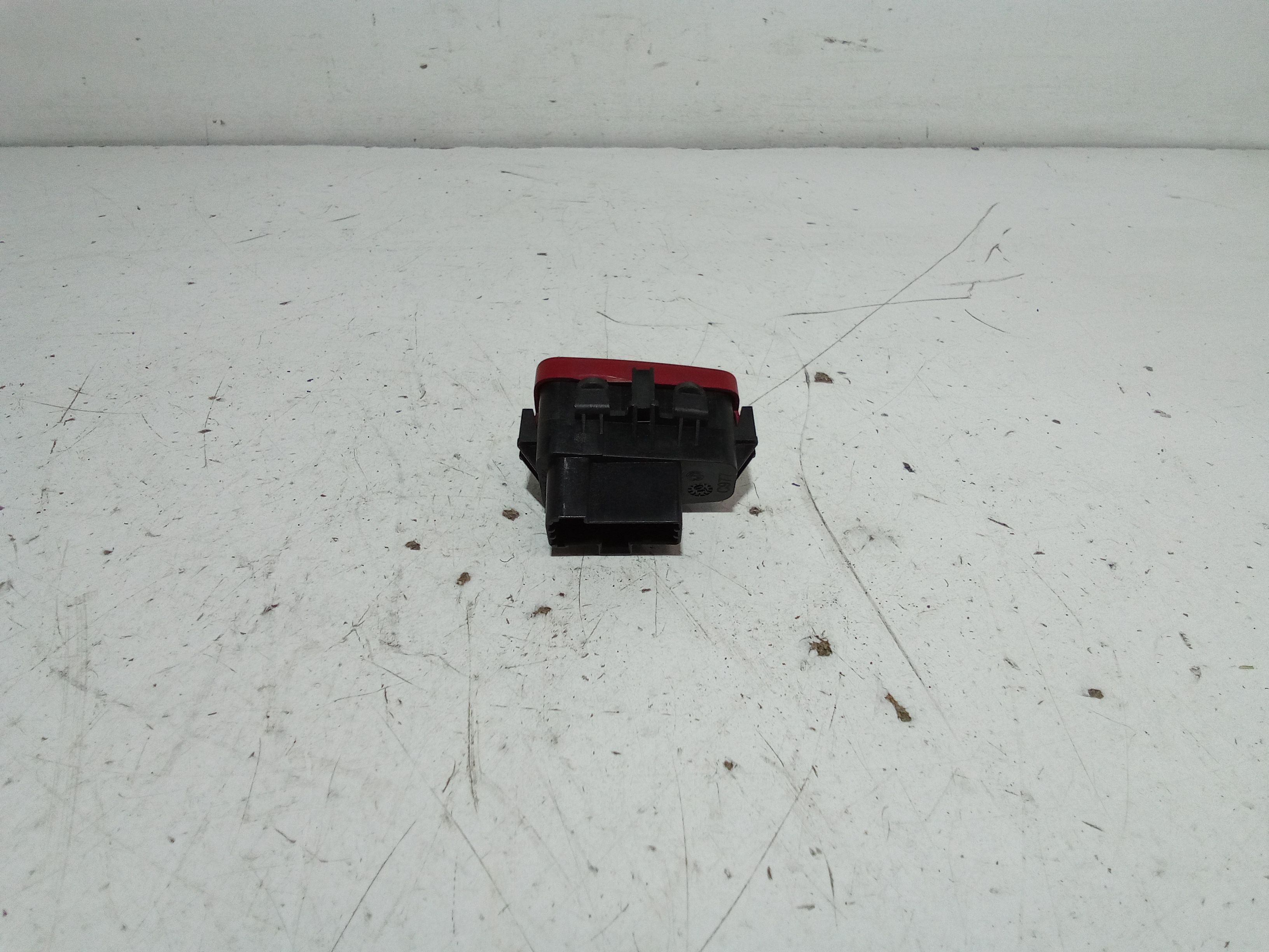 Pulsante luci di emergenza FIAT Croma 2 Serie