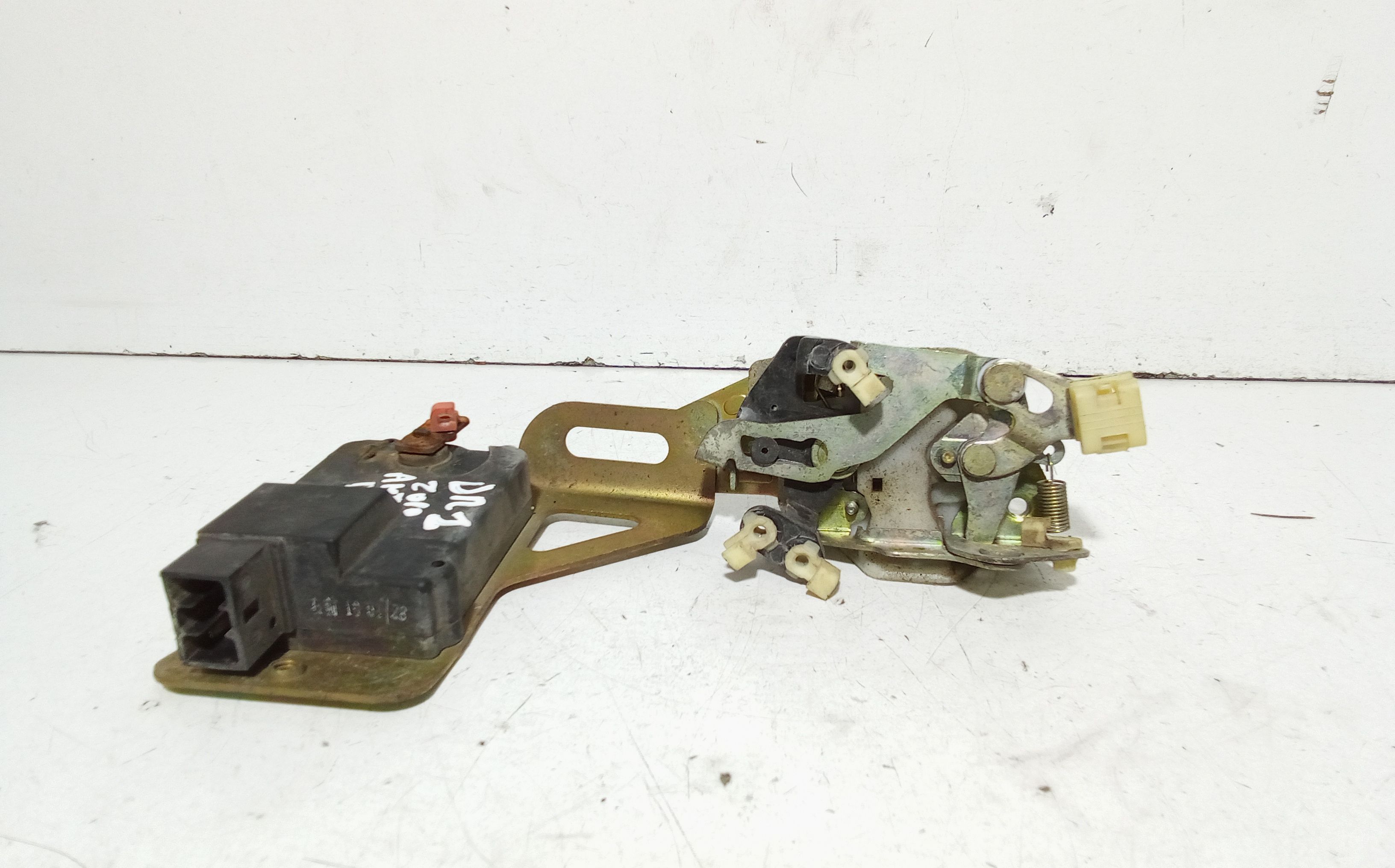 Serratura Anteriore Destra DR 1 1 Serie