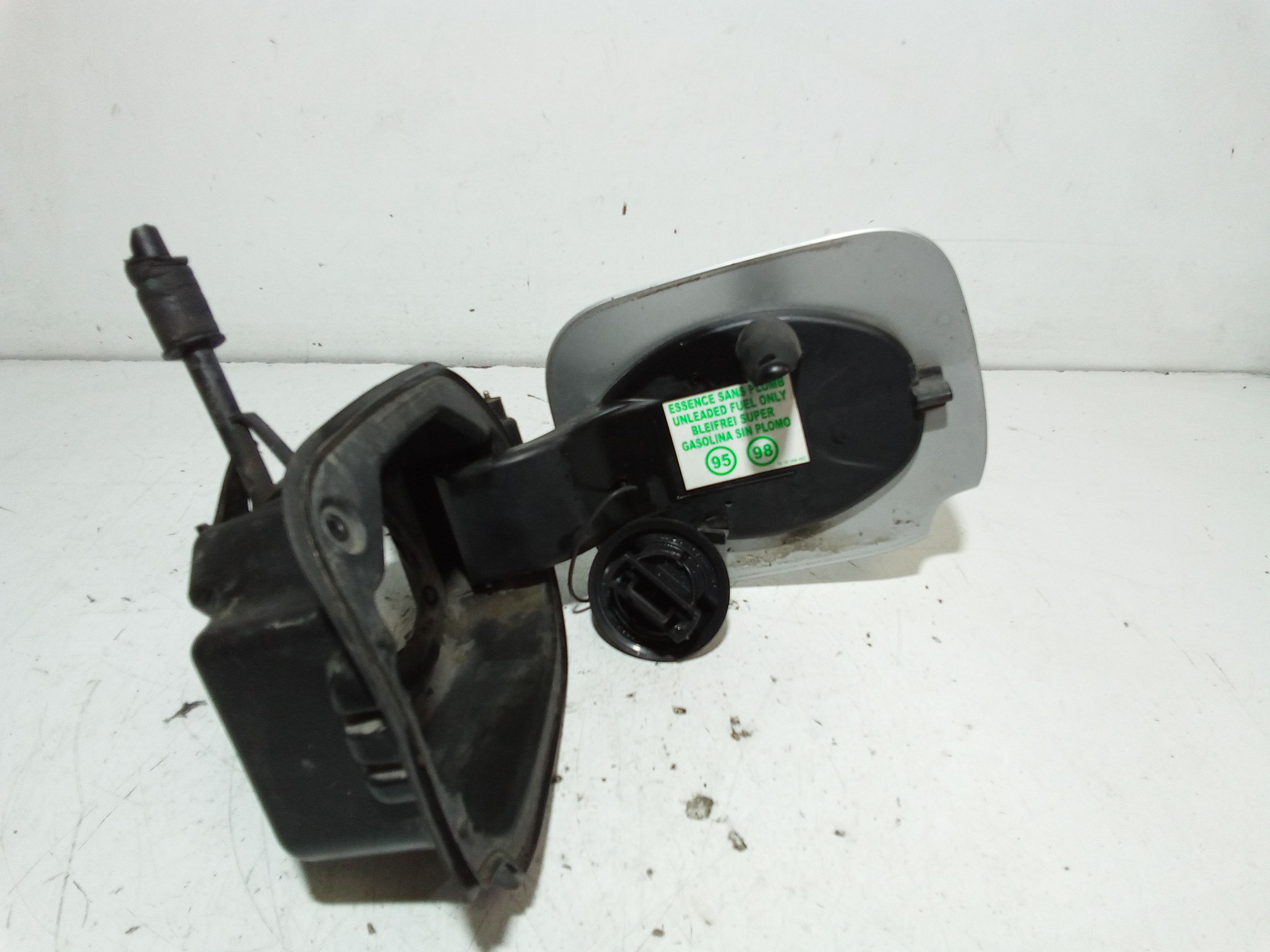 Sportellino Carburante RENAULT Clio Serie (08>15)