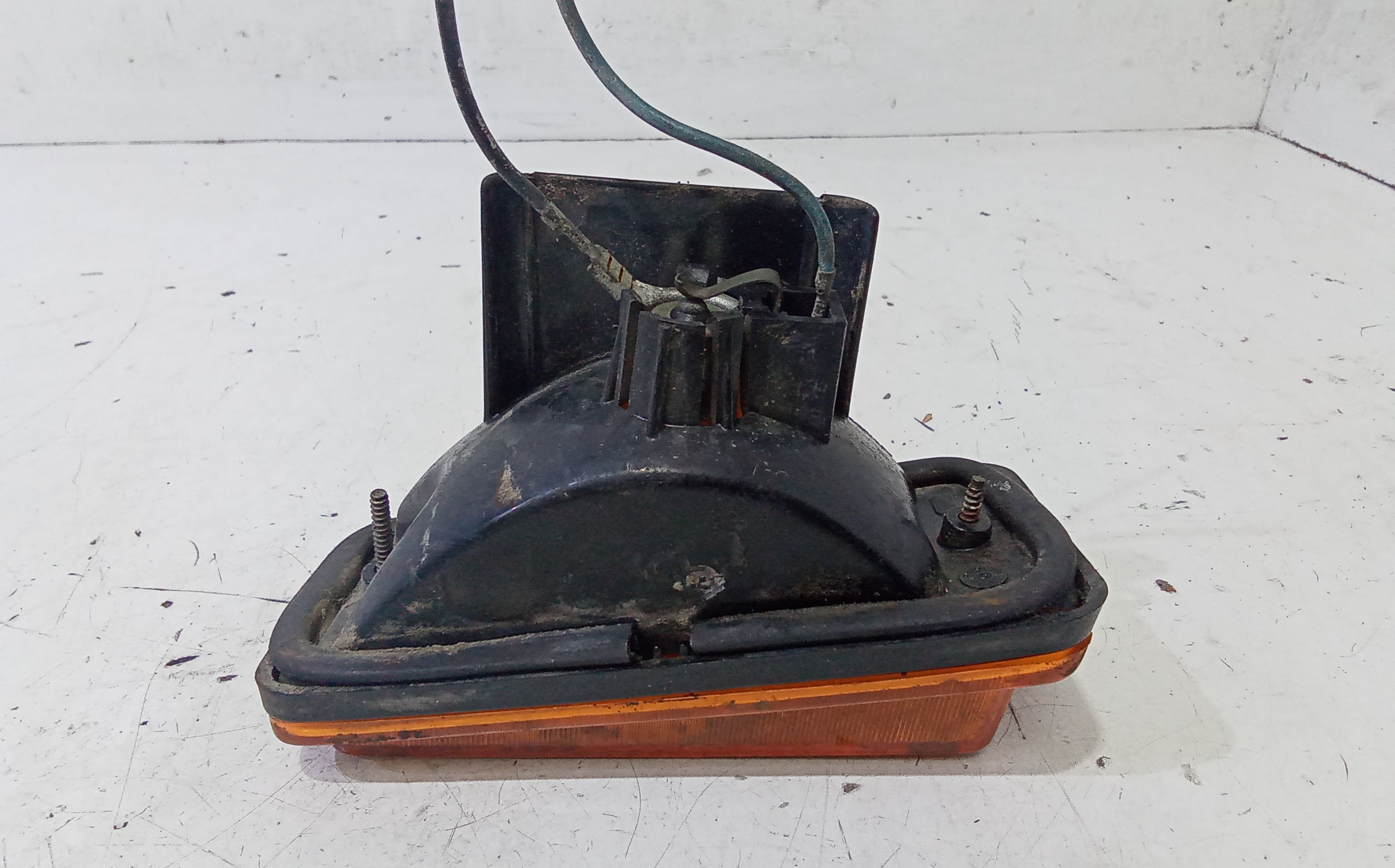 Freccia fanalino ant DX lato passeggero FIAT 126 1 Serie