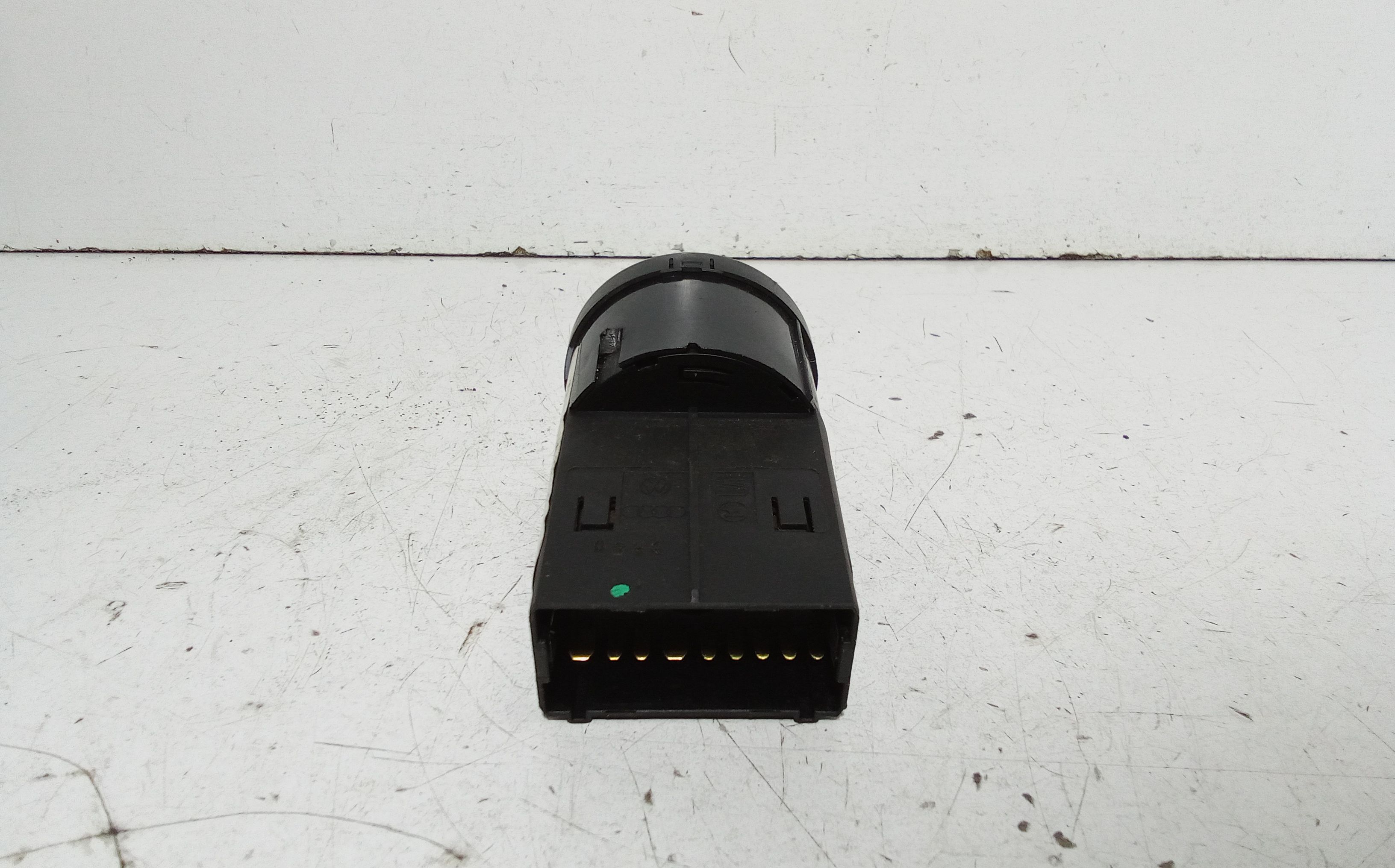 Interruttore comando luci VOLKSWAGEN New Beetle 1 Serie