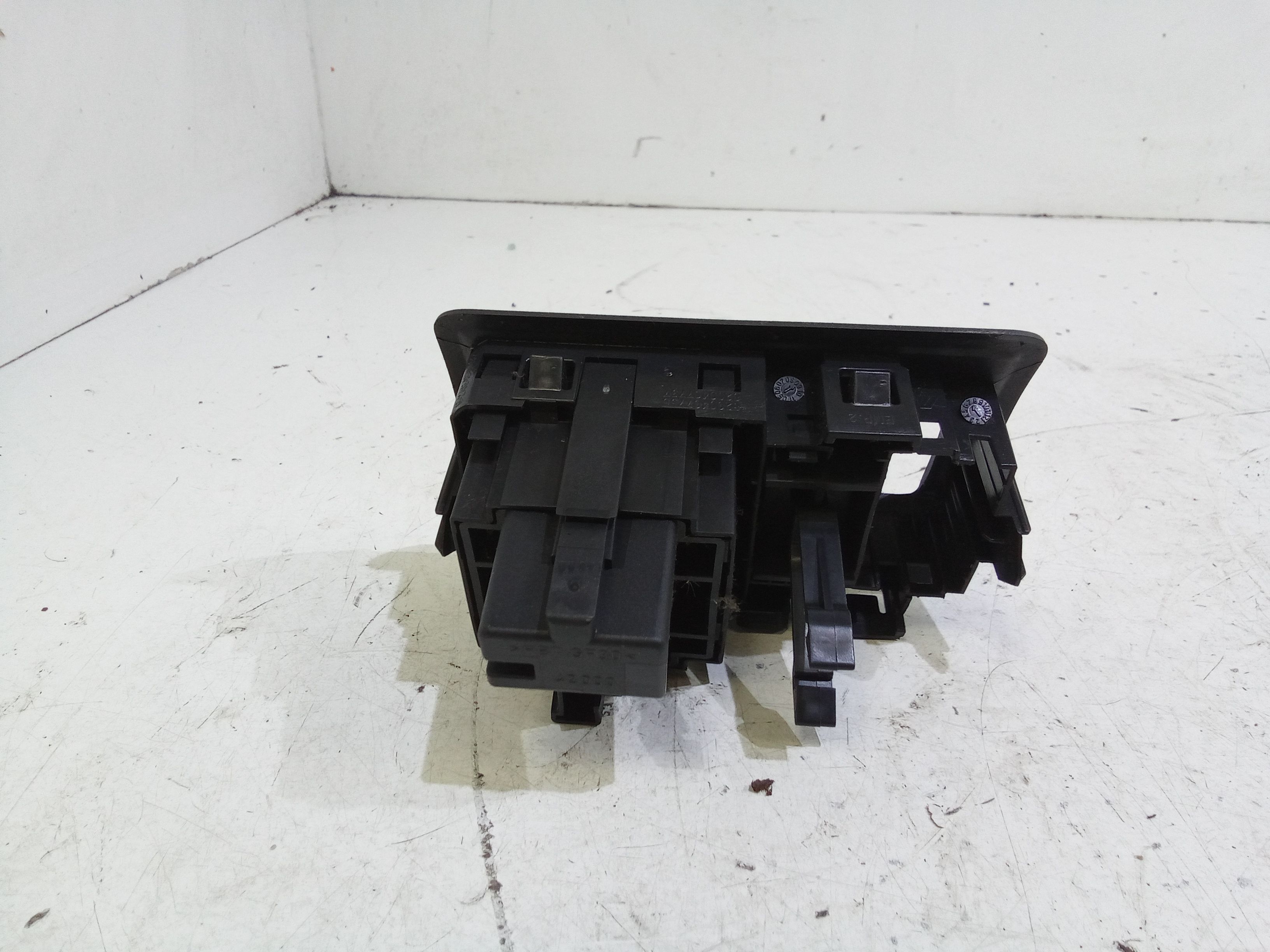 Interruttore comando luci RENAULT Clio Serie (08>15)