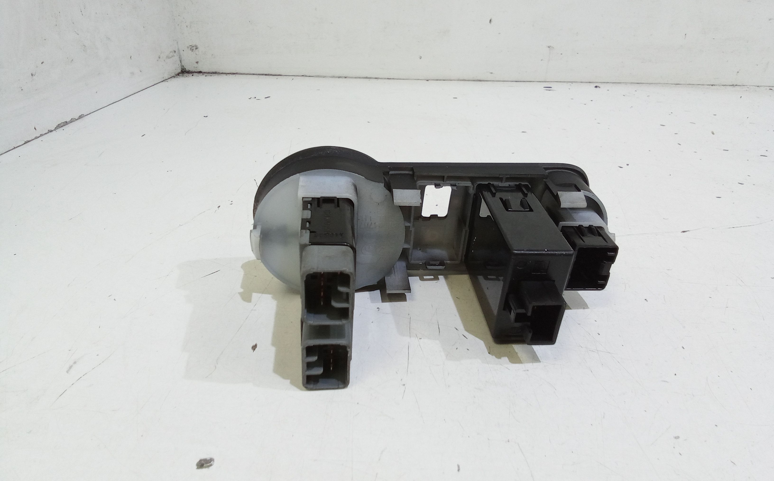 Interruttore comando luci HYUNDAI i10 1 Serie