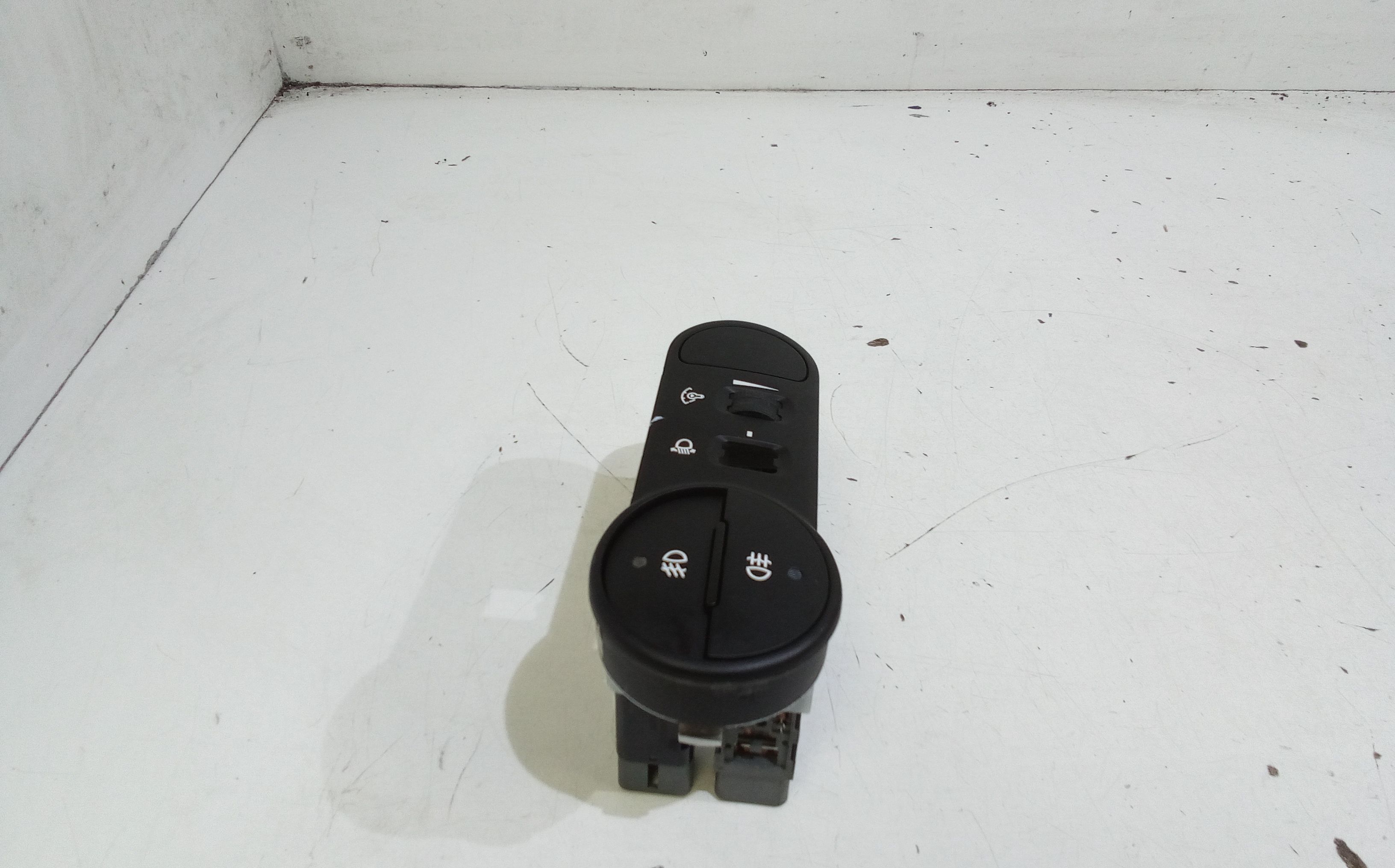 Interruttore comando luci HYUNDAI i10 1 Serie