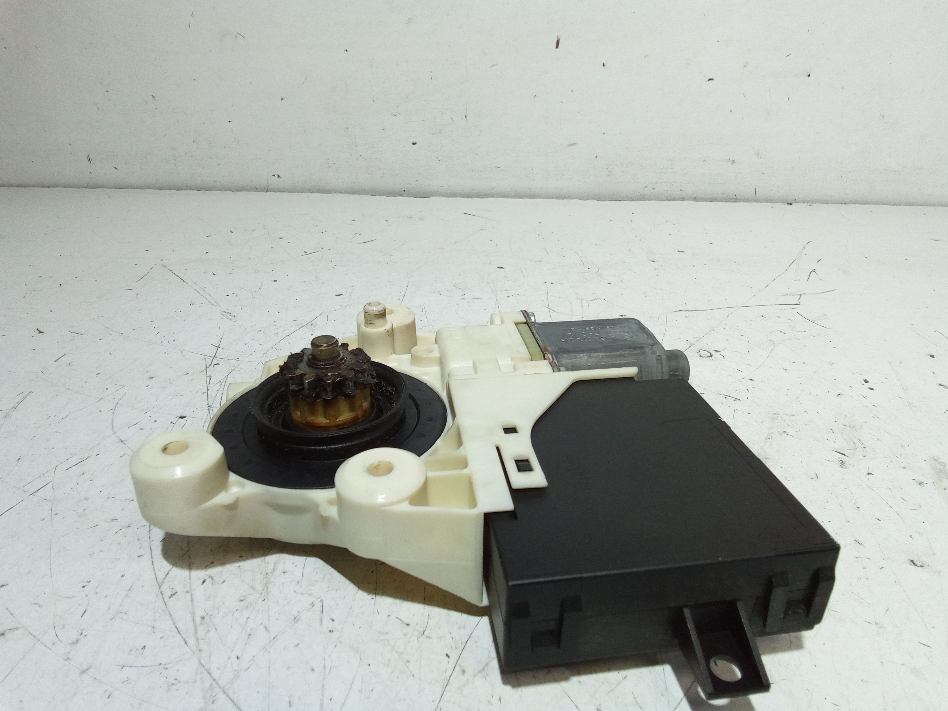 Motorino Alzavetro posteriore Sinistro FORD Focus S. Wagon 3 Serie