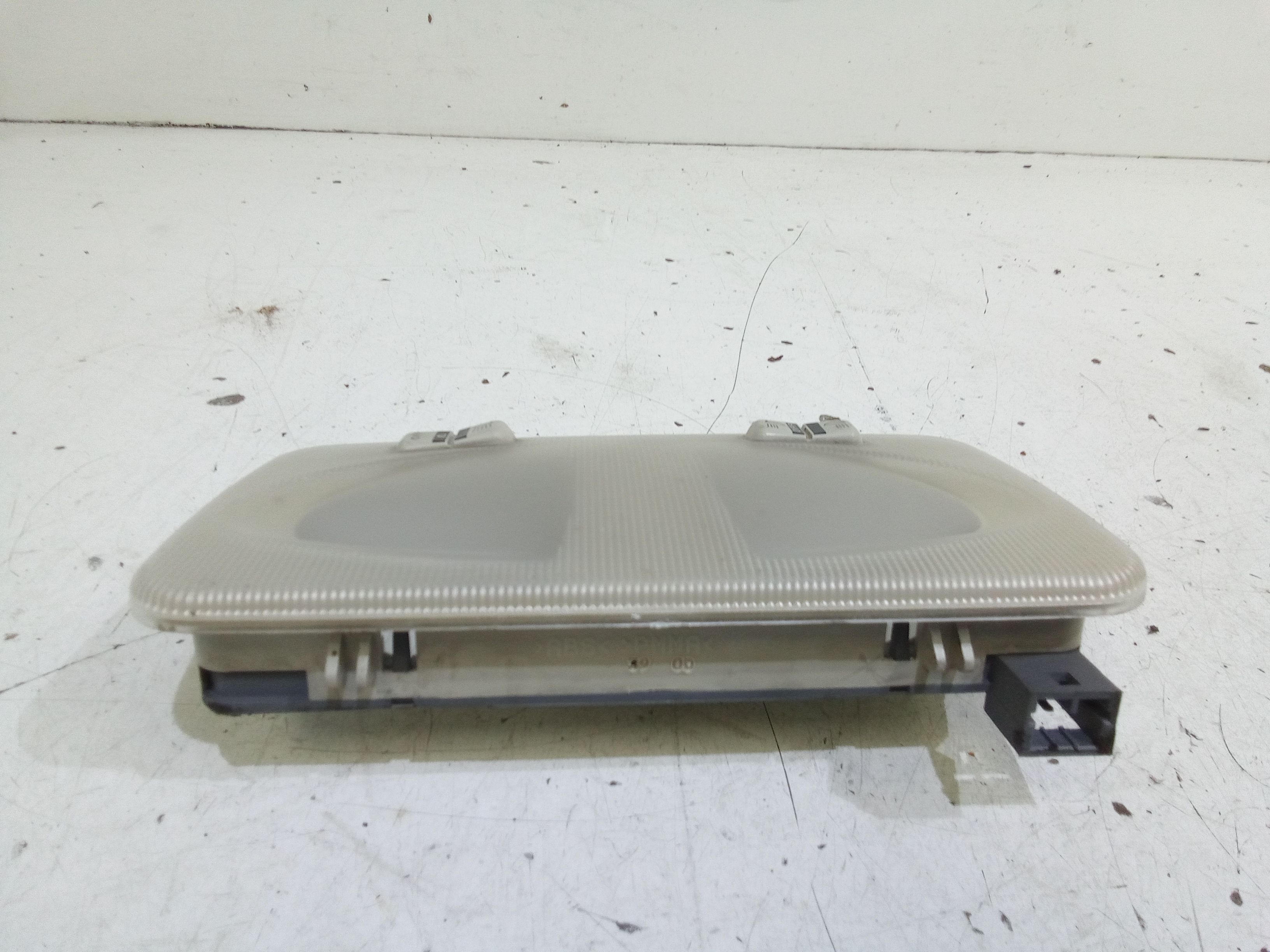 Plafoniera VOLKSWAGEN Golf 5 Berlina (03>08)