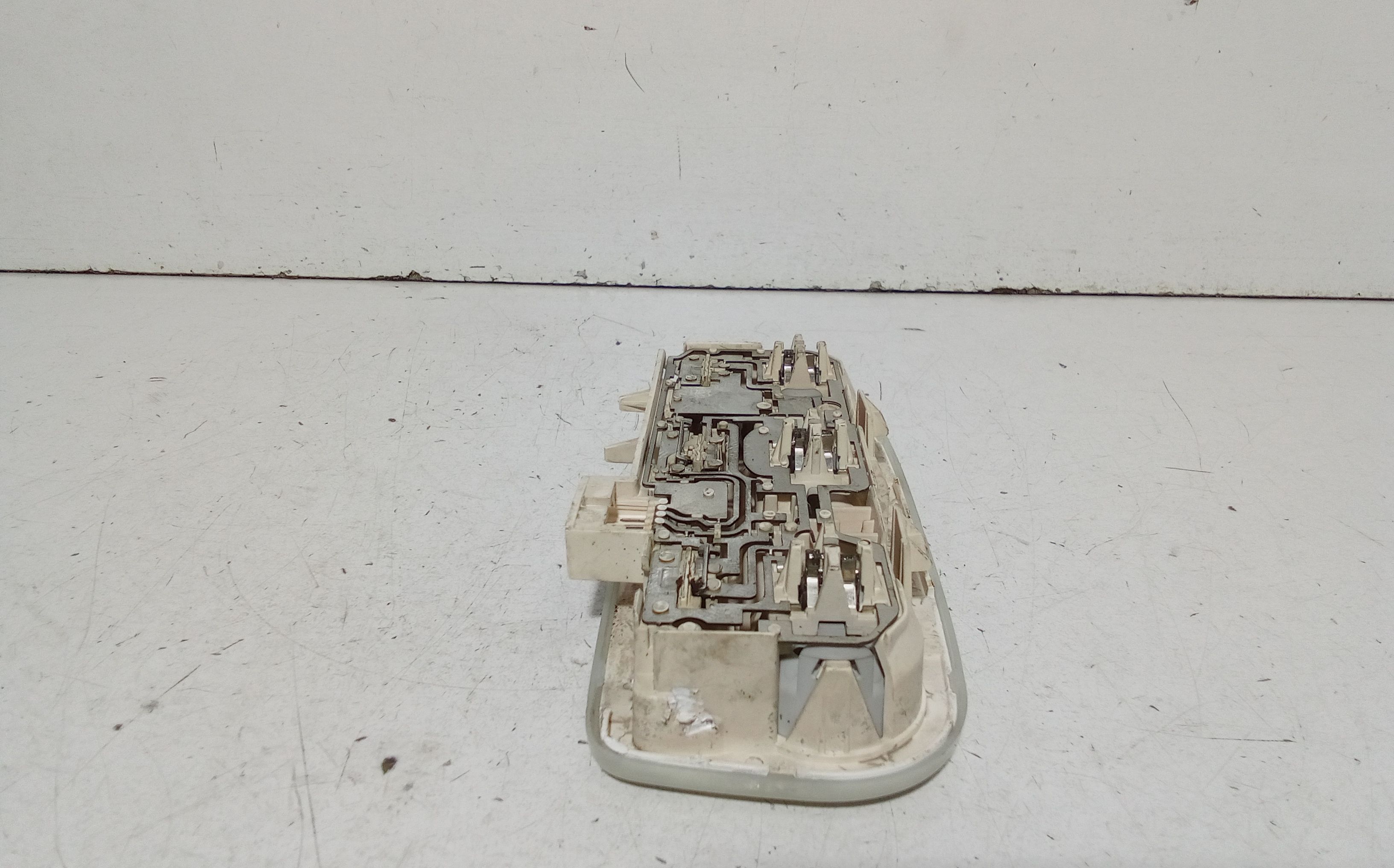 Plafoniera RENAULT Clio Serie IV (12>19)