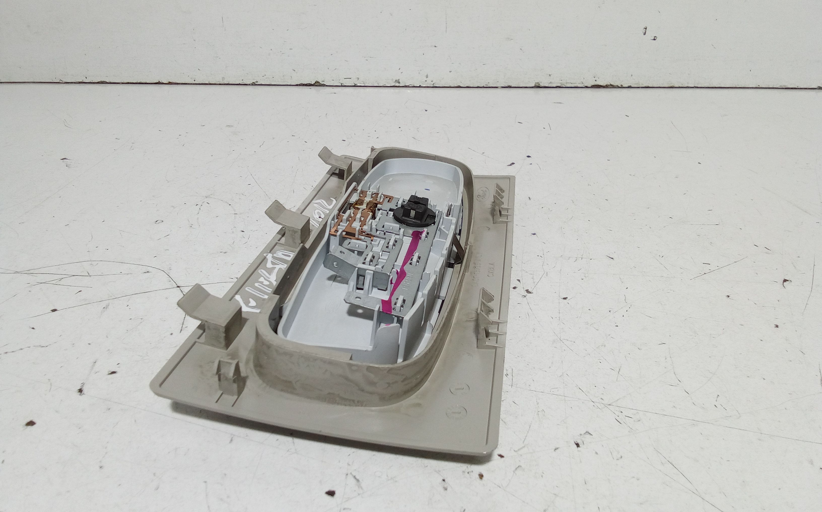 Plafoniera FORD Fiesta 6 Serie