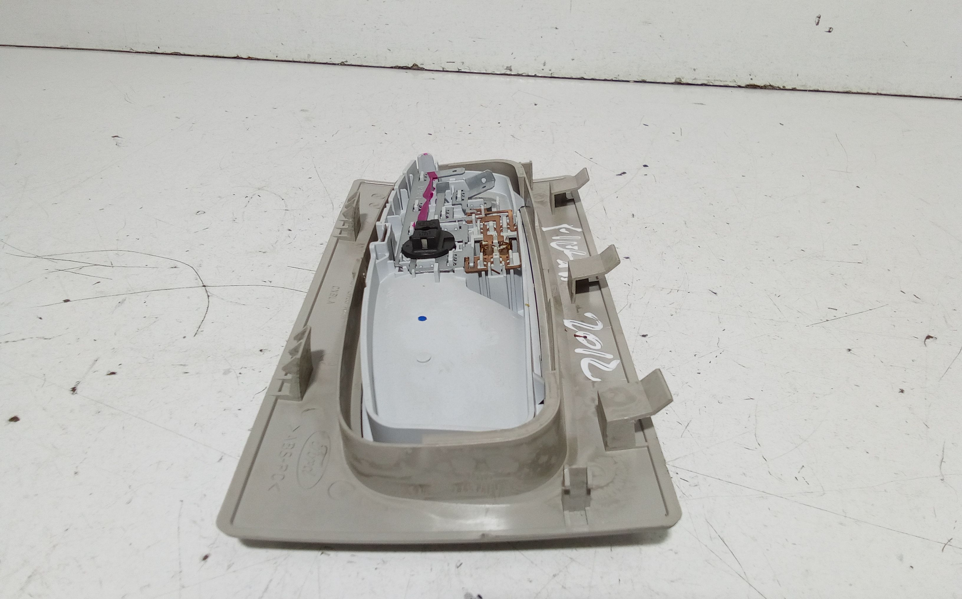 Plafoniera FORD Fiesta 6 Serie