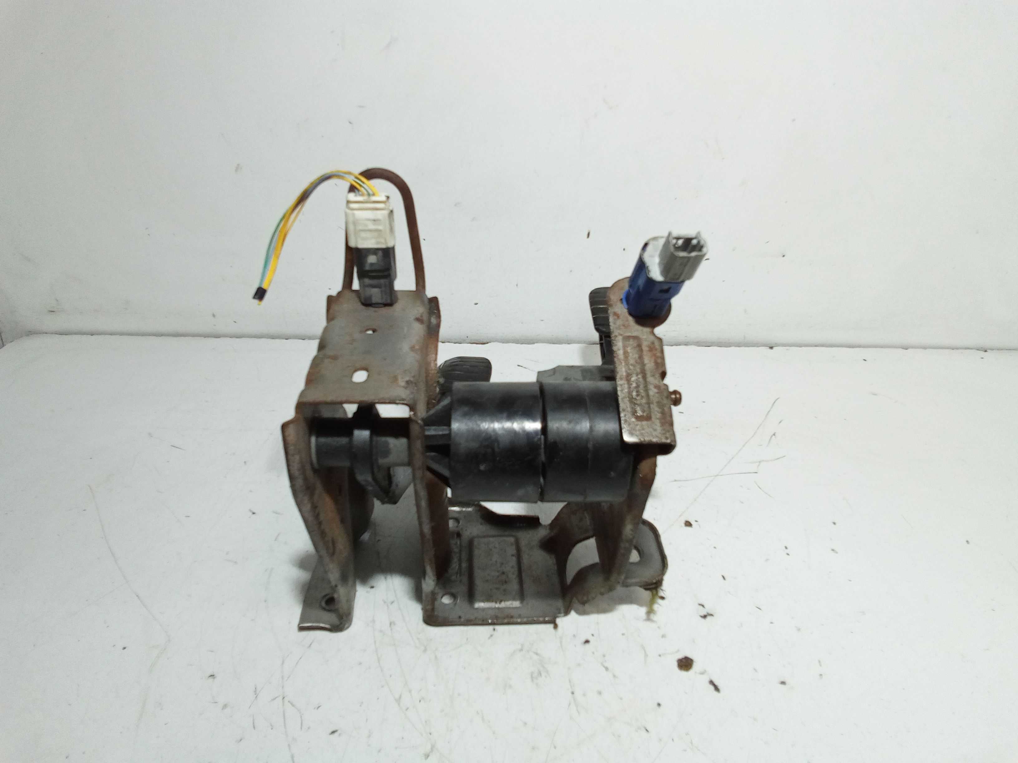 Pedaliera Freno + frizione DACIA Duster 1 Serie