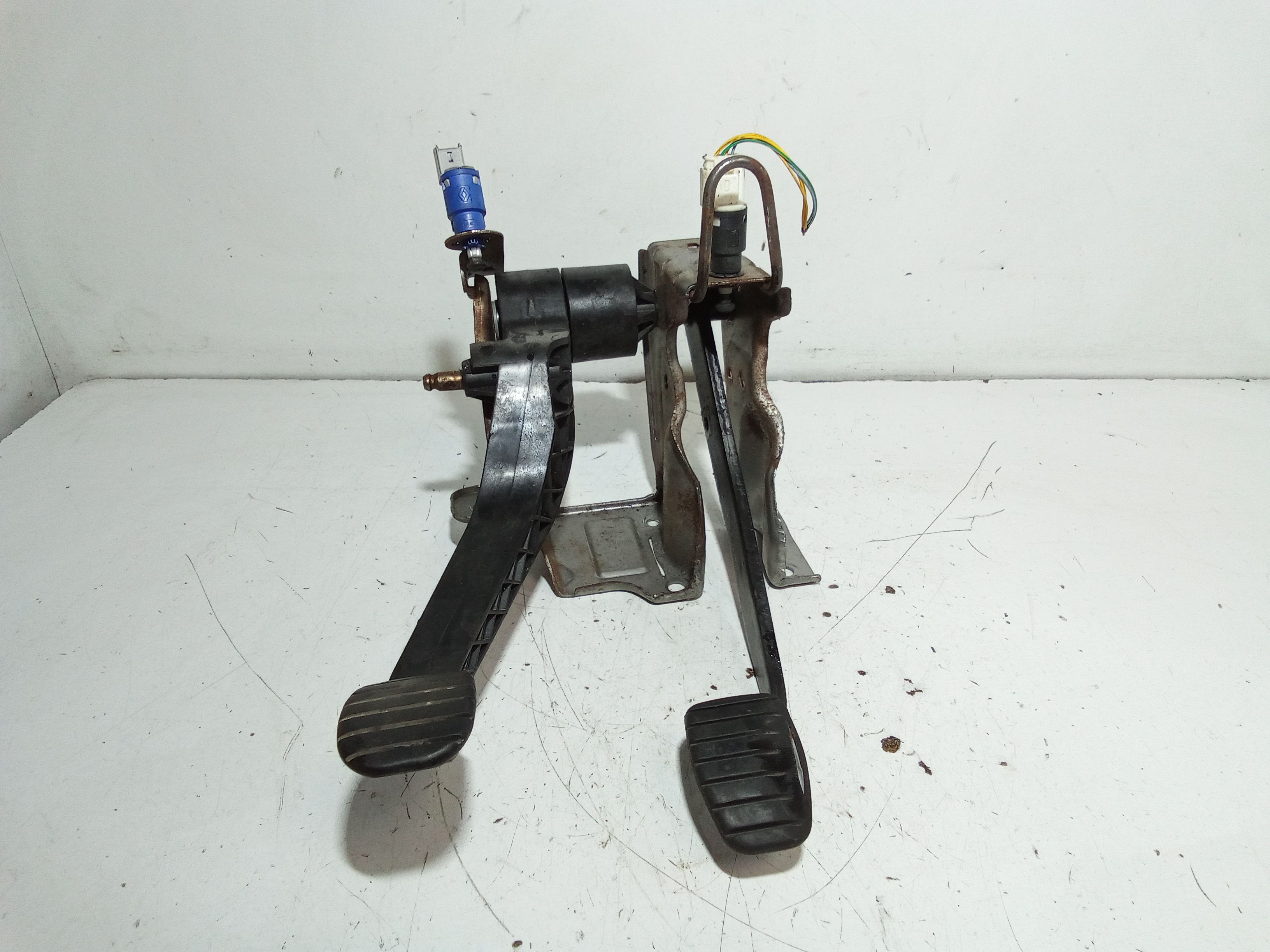 Pedaliera Freno + frizione DACIA Duster 1 Serie